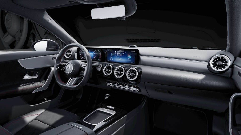 MERCEDES-BENZ A 220 4MATIC-image-5