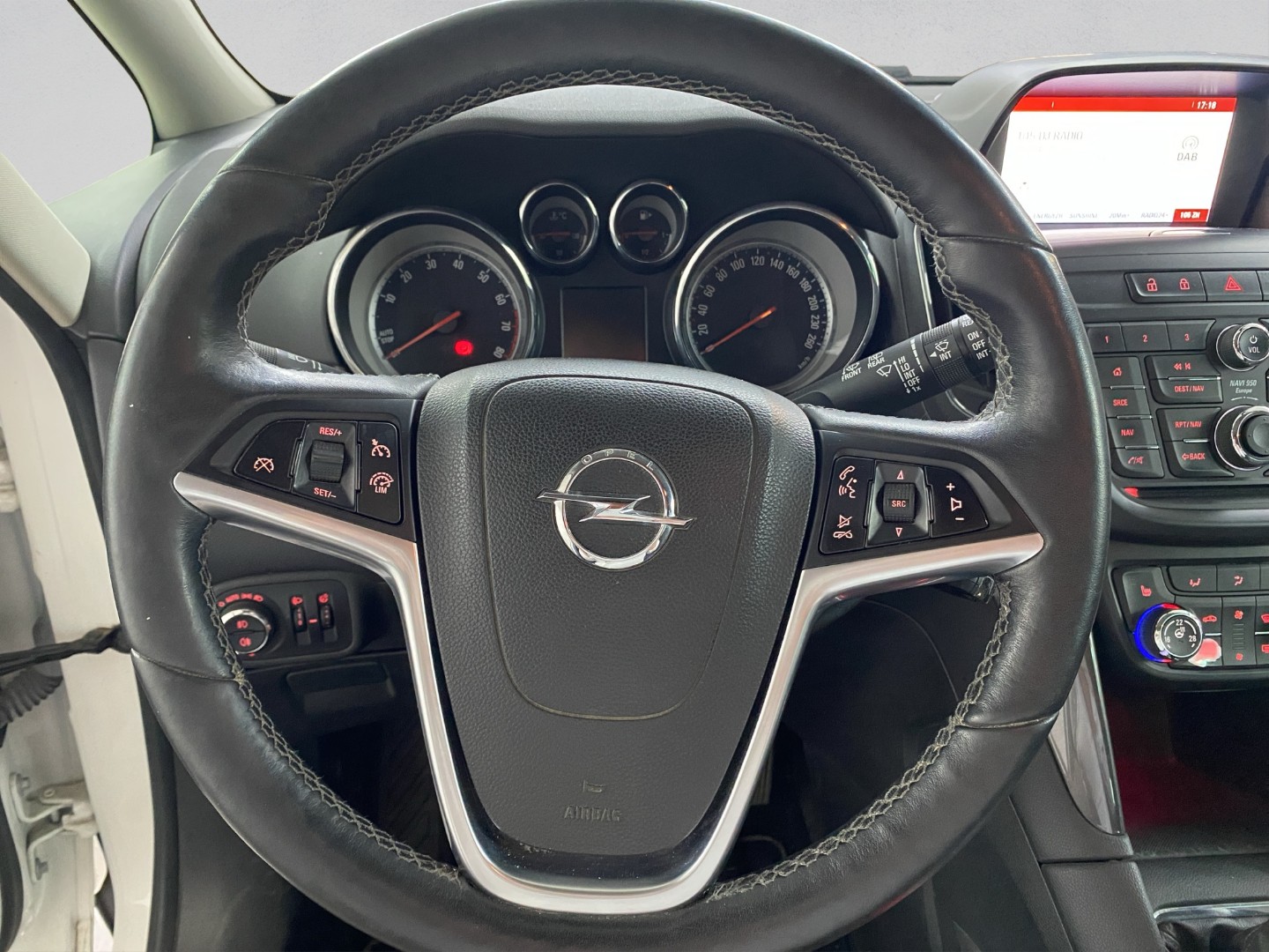 OPEL Zafira Tourer 1.4i 16V Cosmo-image-9