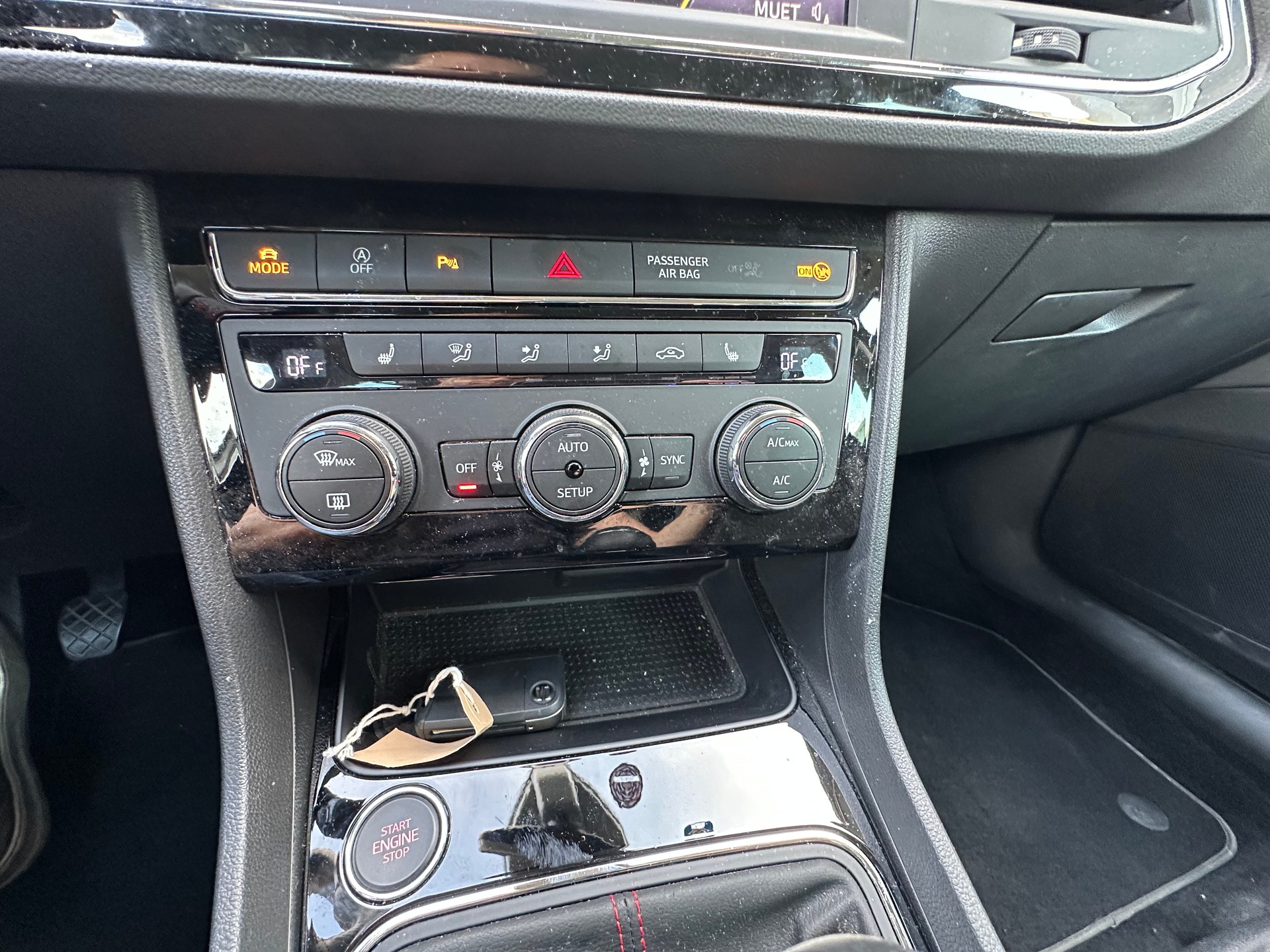 SEAT Leon ST 1.4 TSI FR Line-image-21