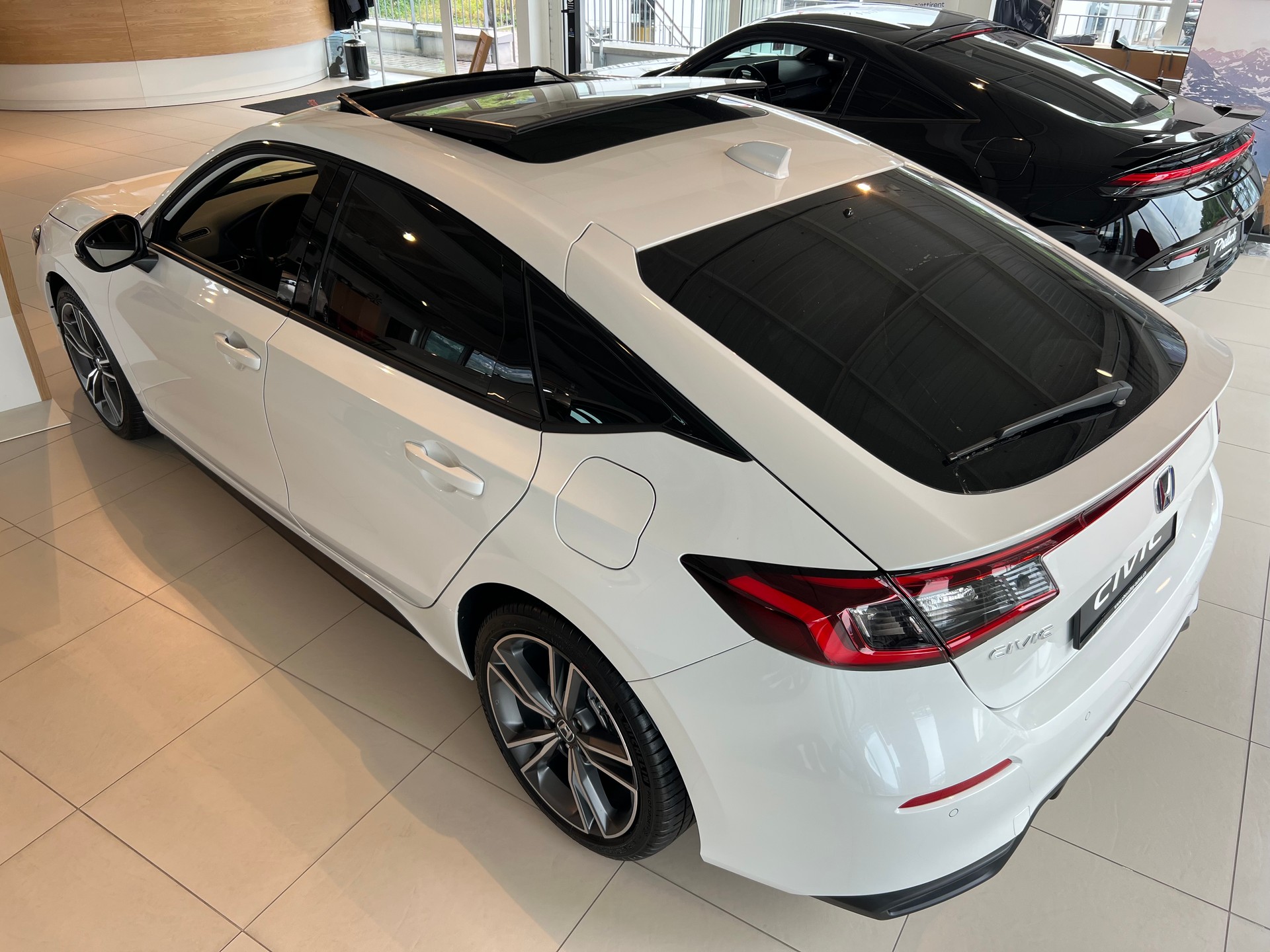HONDA Civic 2.0 i-MMD HEV Advance-image-3