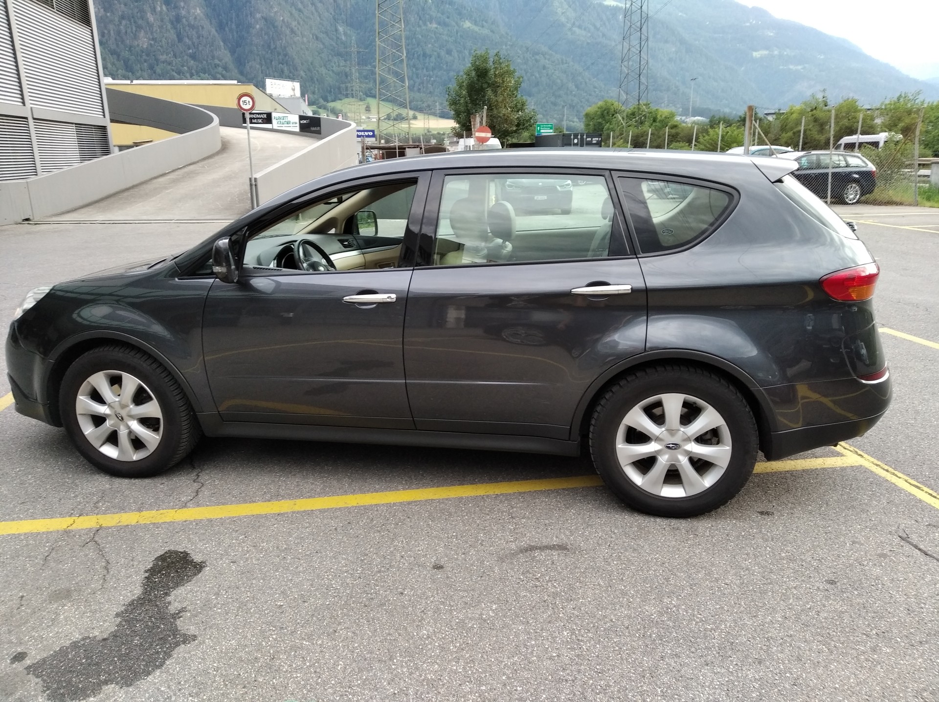 SUBARU Tribeca 3.0 AWD Swiss-showroom-element-2