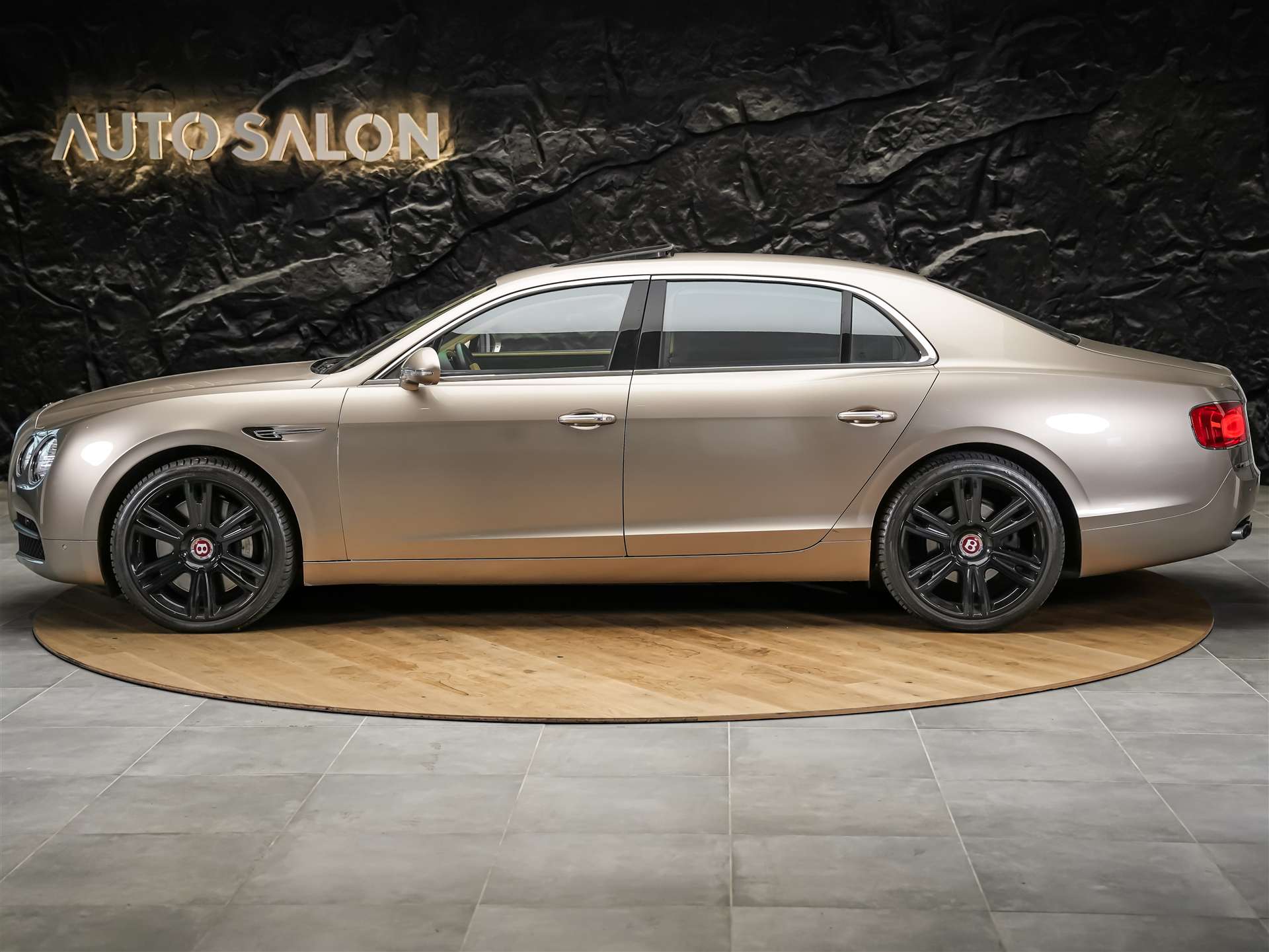 BENTLEY Flying Spur *Panorama*Massage*Sitzlüftung*-showroom-element-2