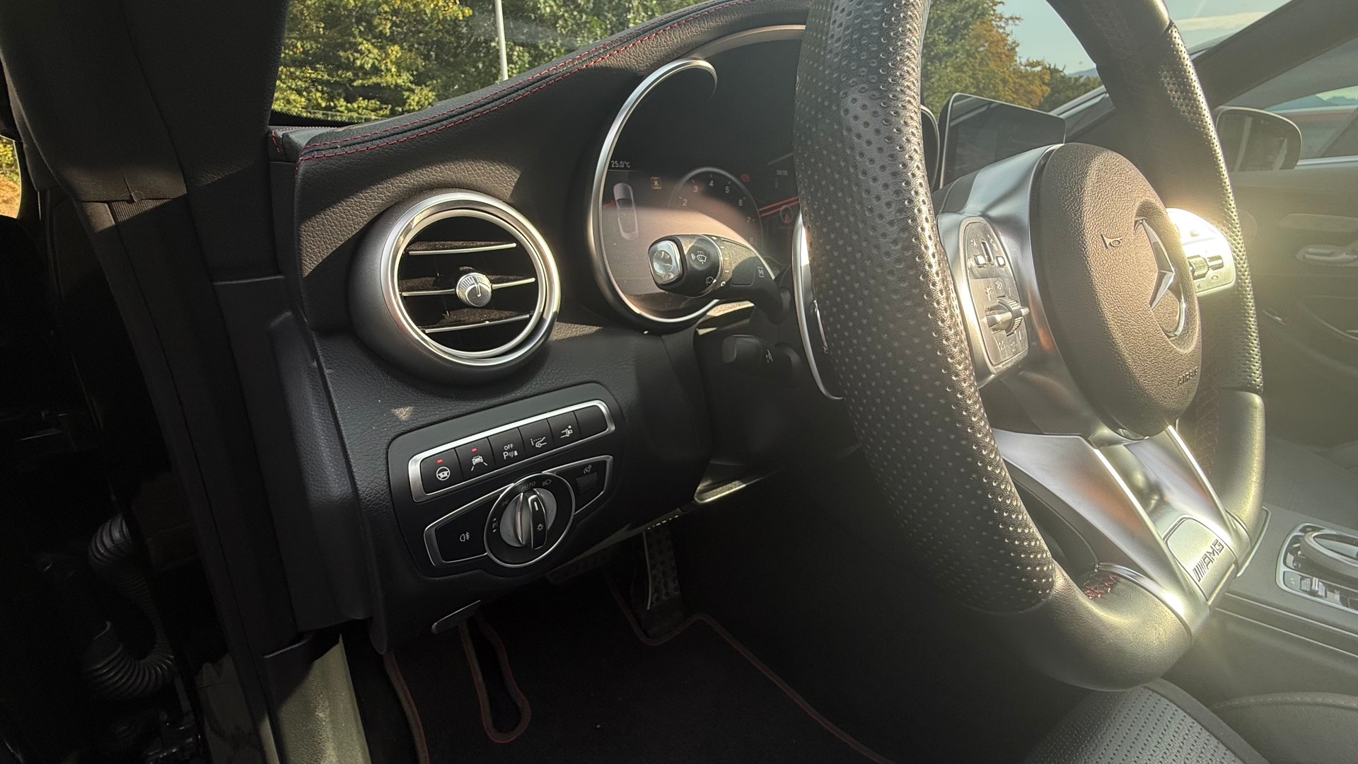 MERCEDES-BENZ C 43 Cabriolet AMG 4Matic 9G-Tronic-image-10