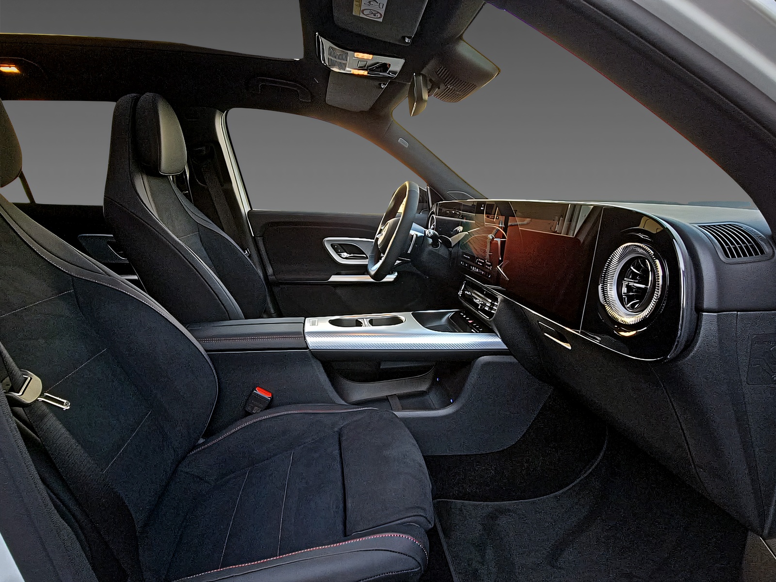 MERCEDES-BENZ GLB 220 4Matic-image-11