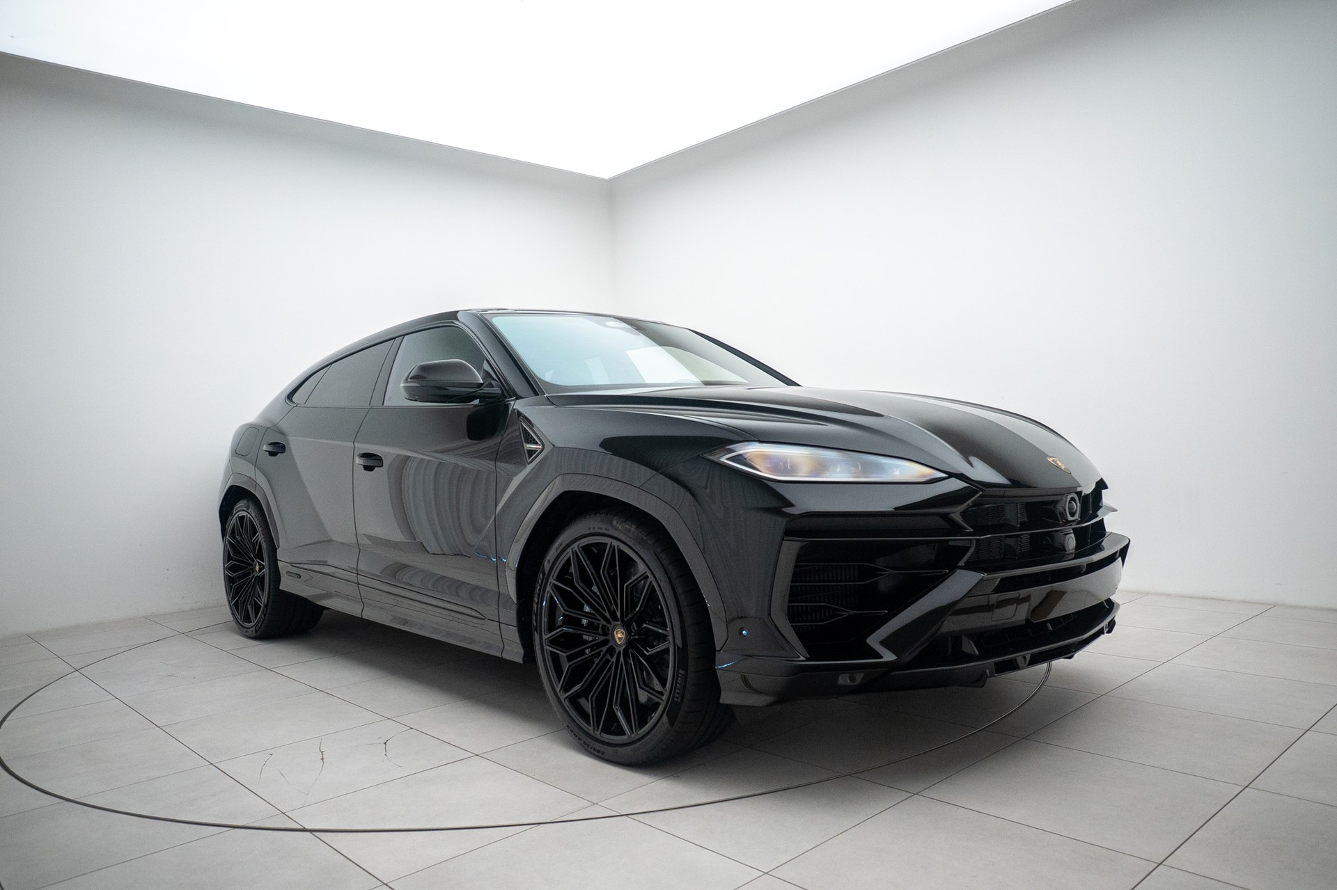 LAMBORGHINI Urus SE