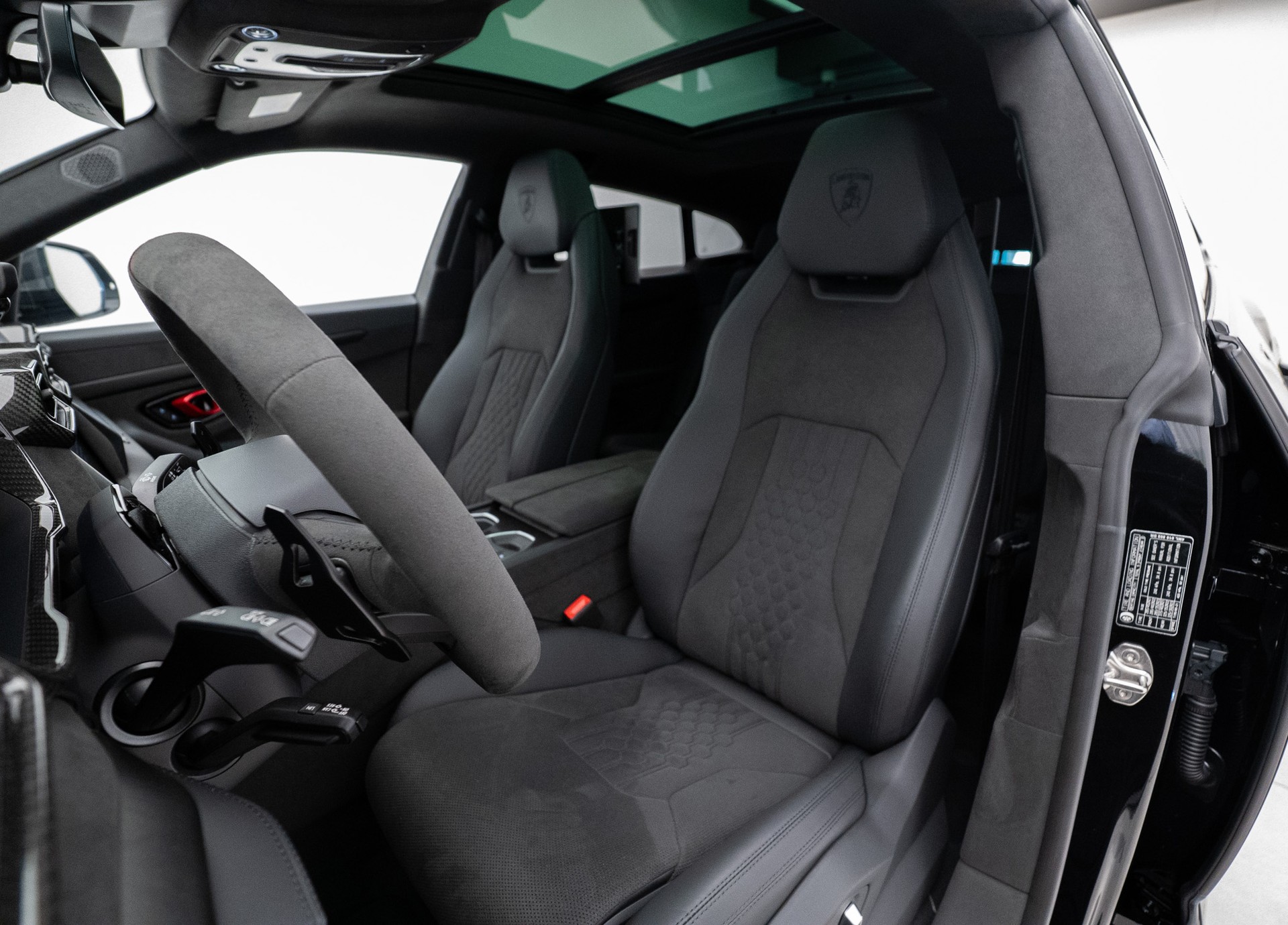 LAMBORGHINI Urus SE-image-7