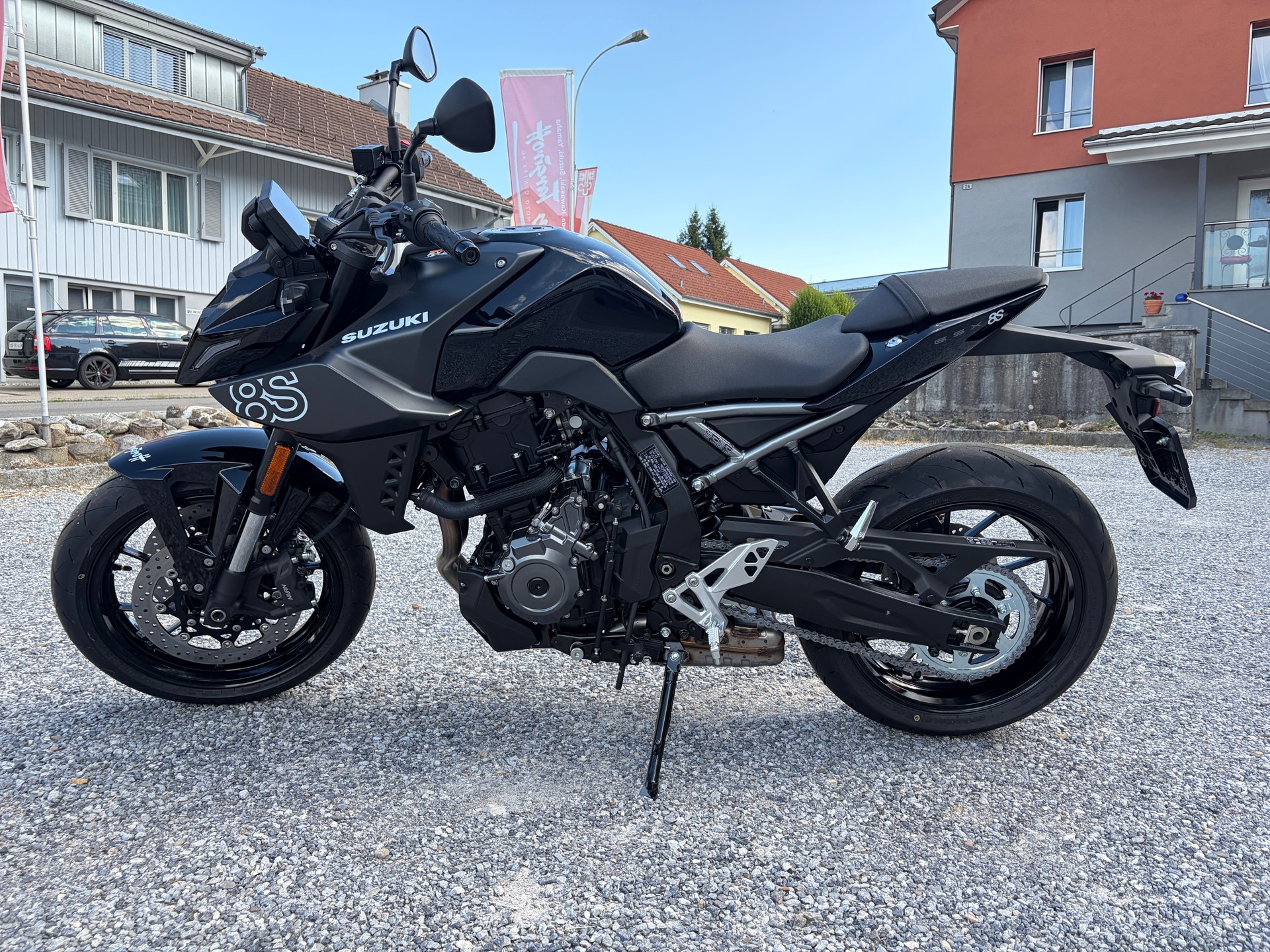 SUZUKI GSX-8S-image-2