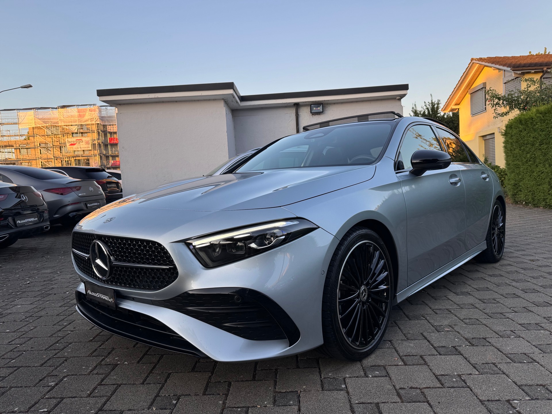 MERCEDES-BENZ A 220 d 8G-DCT AMG Line