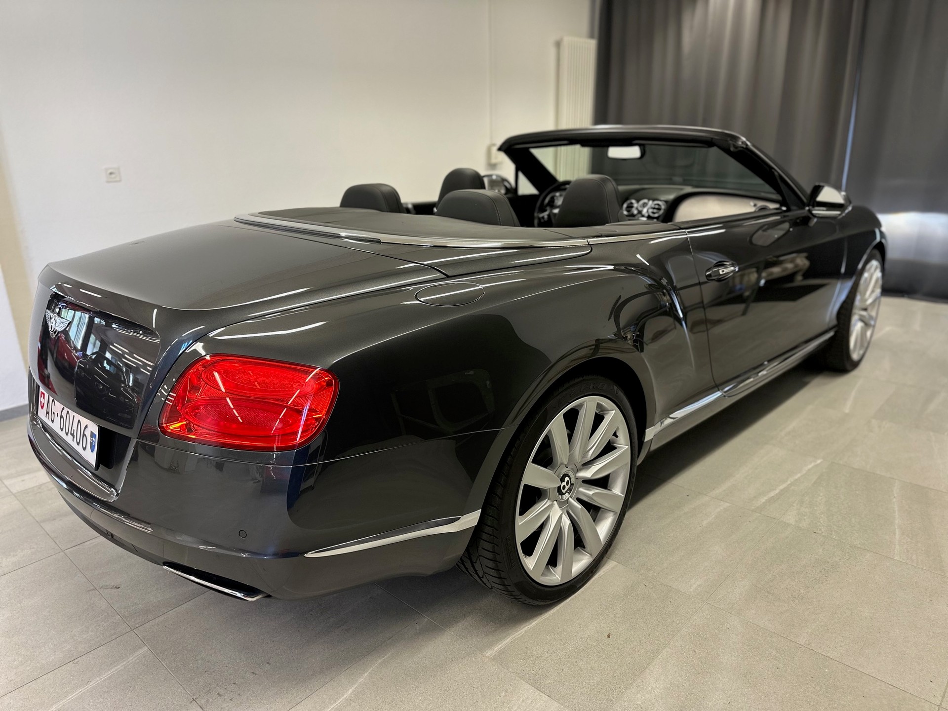 BENTLEY Continental GTC 6.0 W12-image-3