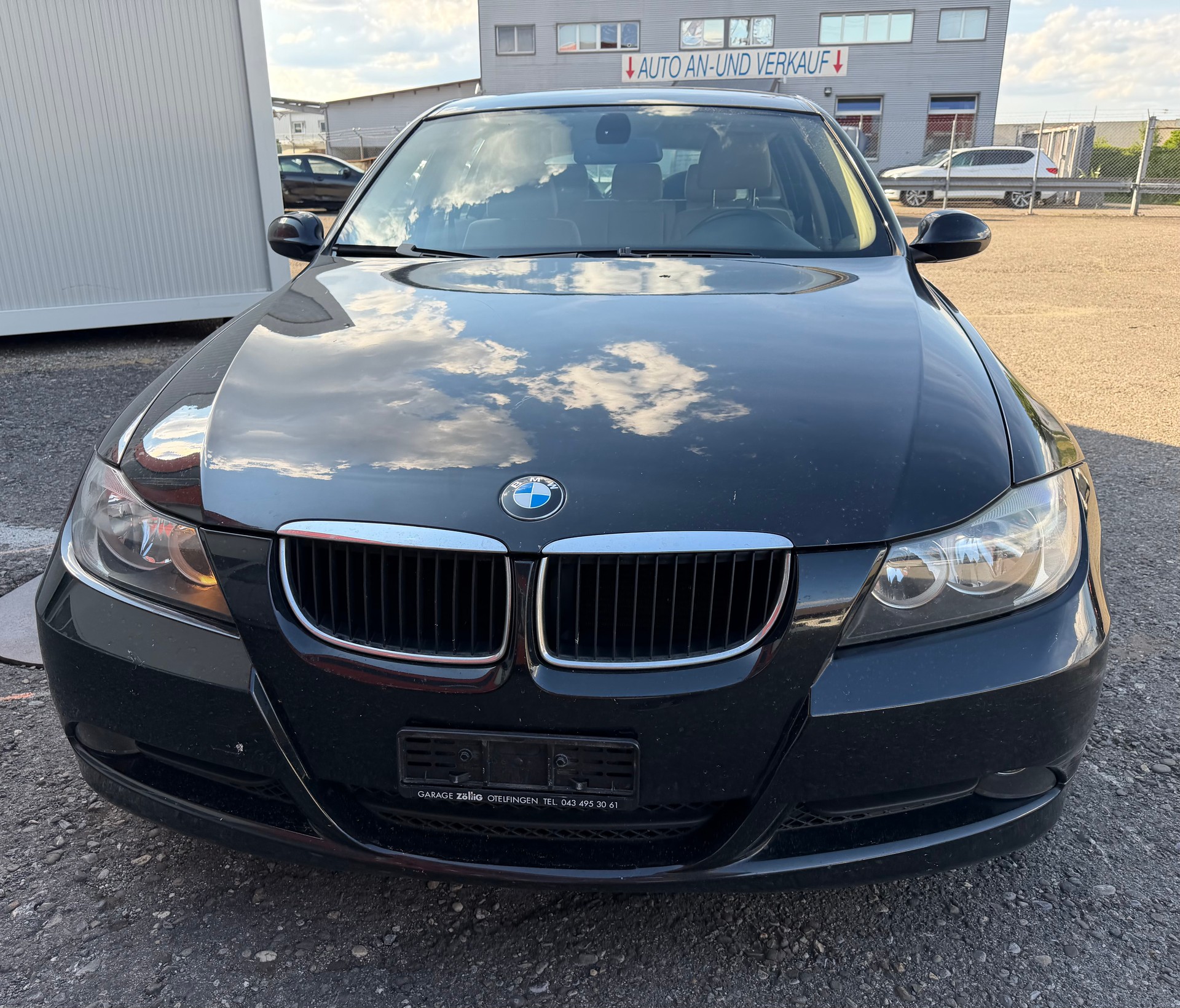 BMW 320d Touring-image-2