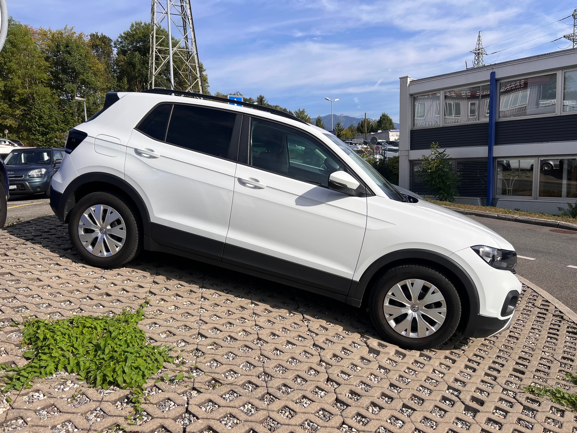 VW T-Cross 1.0 TSI-image-1