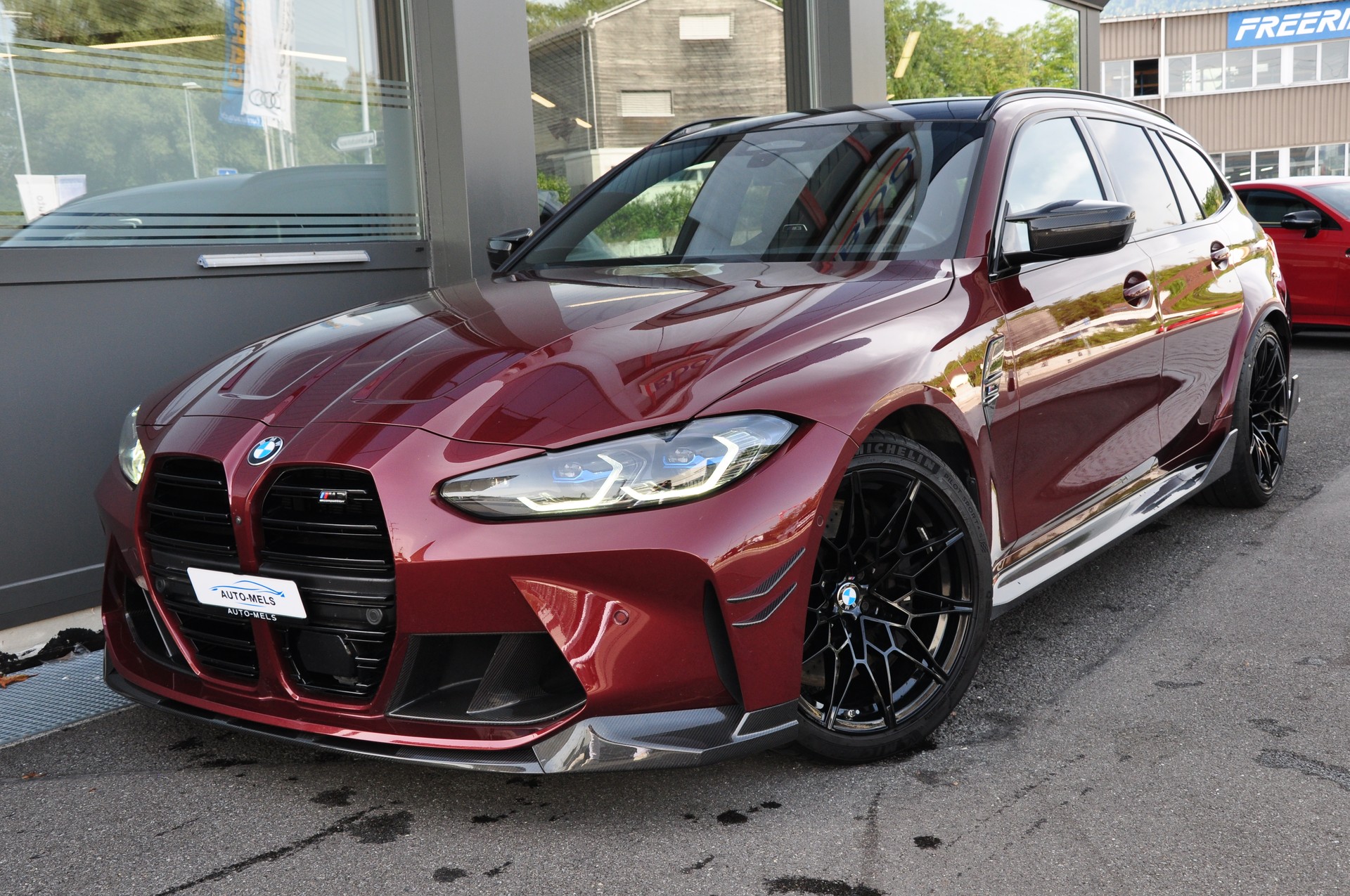 BMW M3 Touring xDrive Competition M-showroom-element-1