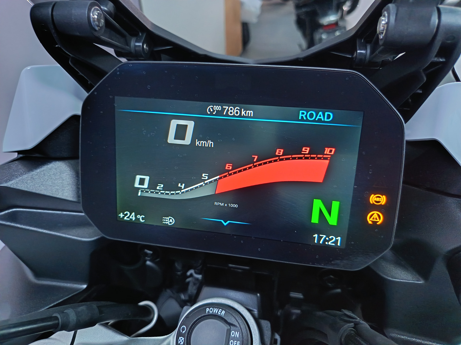 BMW F 900 XR A2 Sport *** Garantie 05.2031 ***-image-9