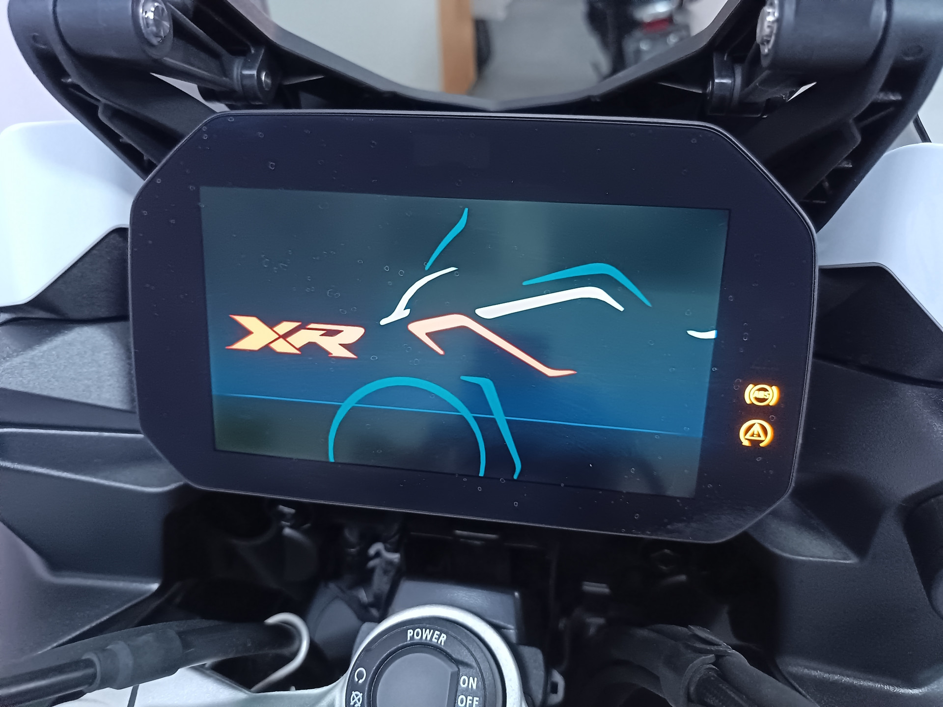 BMW F 900 XR A2 Sport *** Garantie 05.2031 ***-image-8