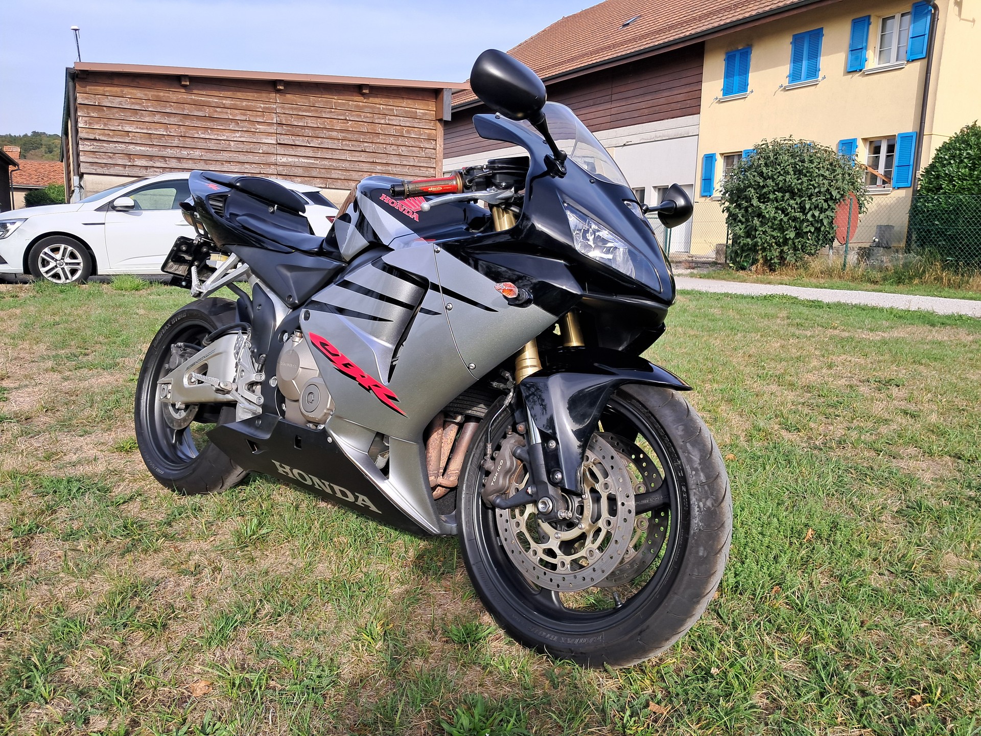 HONDA CBR 600 RR-image-2