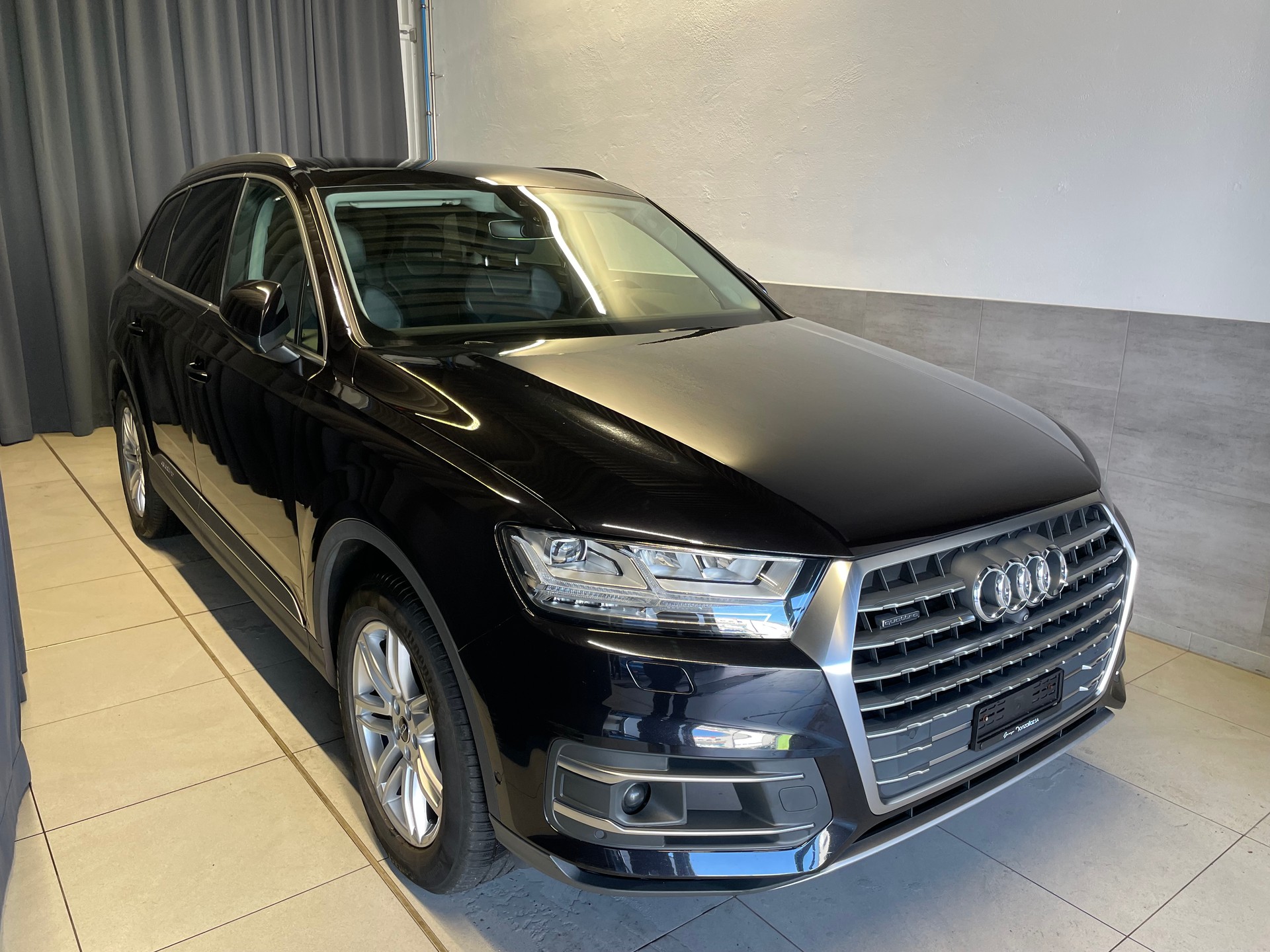 AUDI Q7 3.0 TDI quattro tiptronic S-line 7 Pl (39)