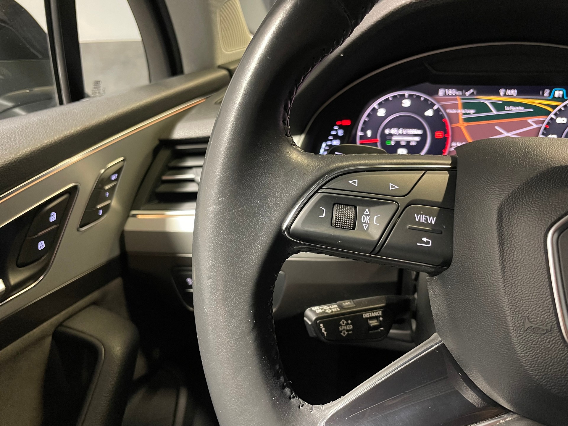 AUDI Q7 3.0 TDI quattro tiptronic S-line 7 Pl (39)-image-11