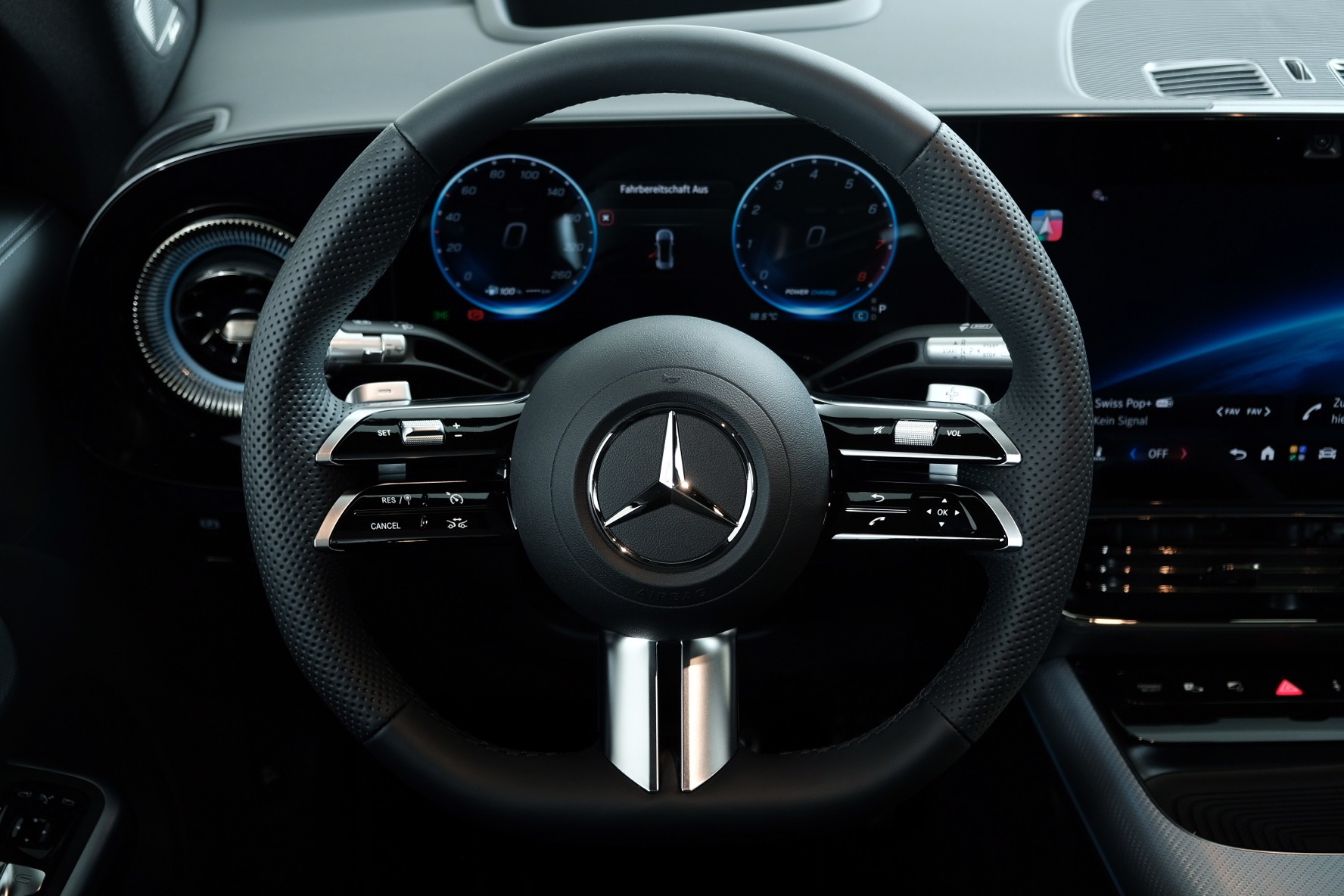 MERCEDES-BENZ GLB 220 4matic X248 Me.-Fzg. / Demo-image-8