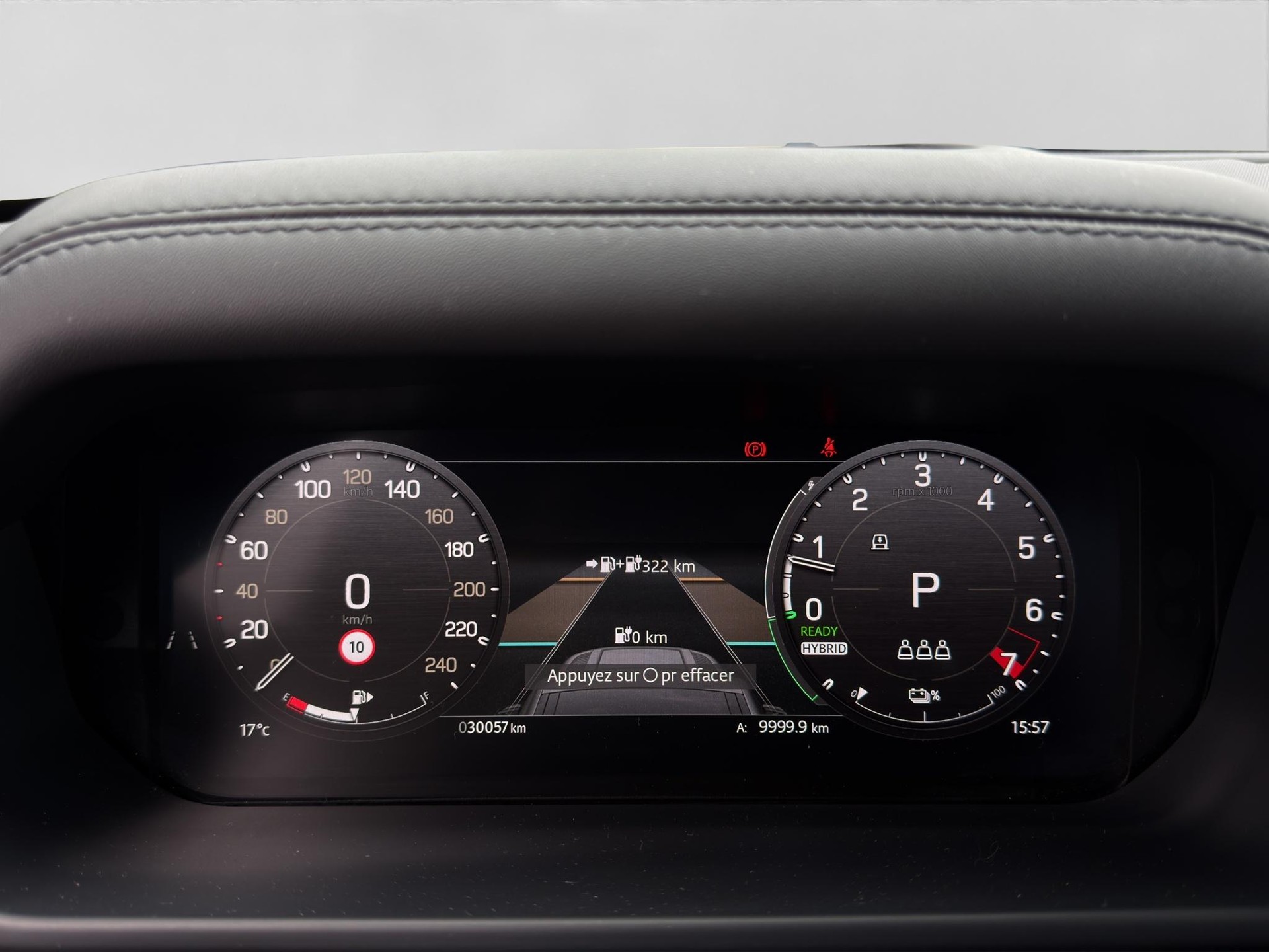 LAND ROVER Defender 110 2.0 P400e X-Dynamic HSE-showroom-element-3