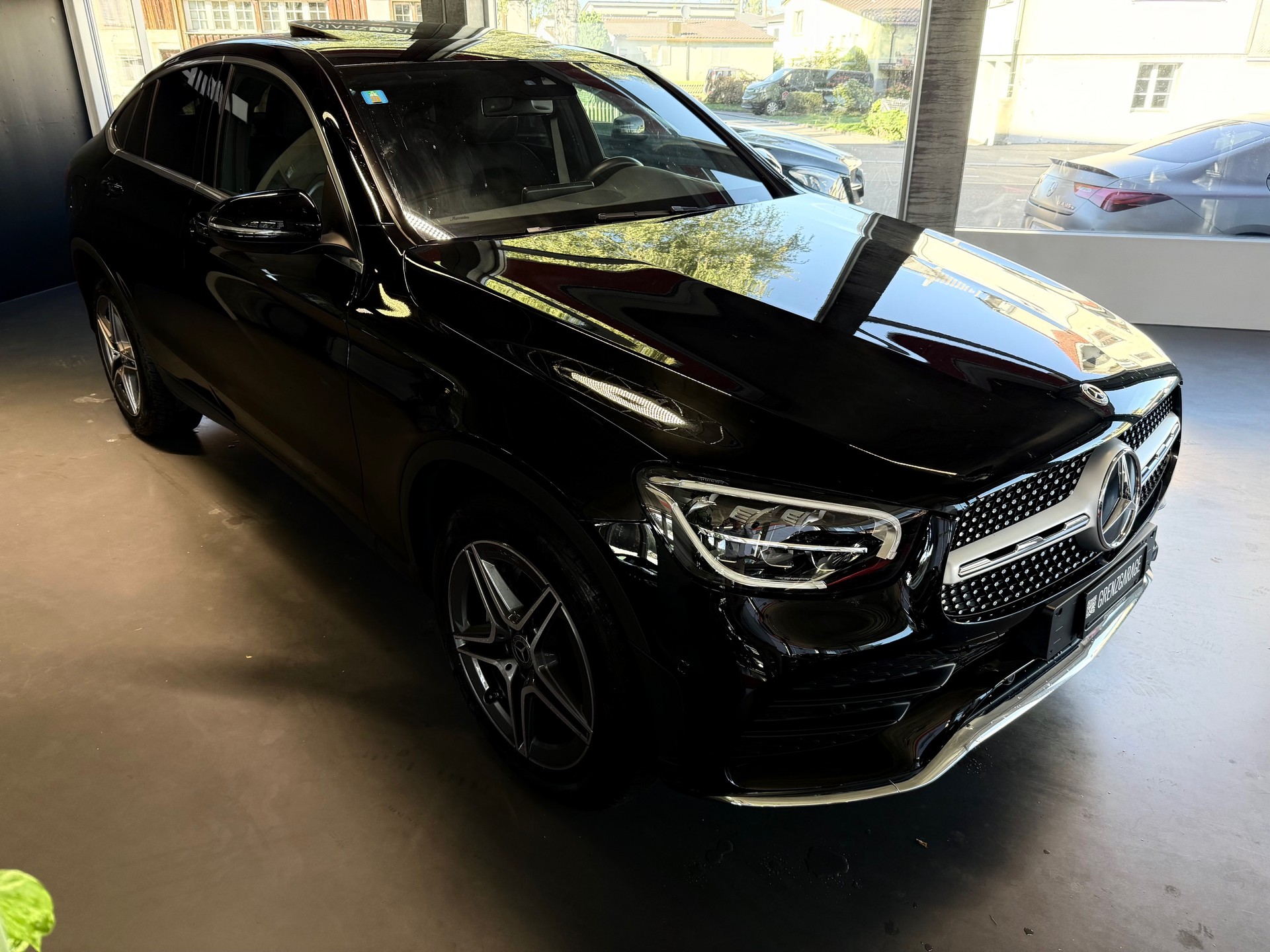 MERCEDES-BENZ GLC Coupé 200 AMG Line 4Matic 9G-Tronic-showroom-element-1