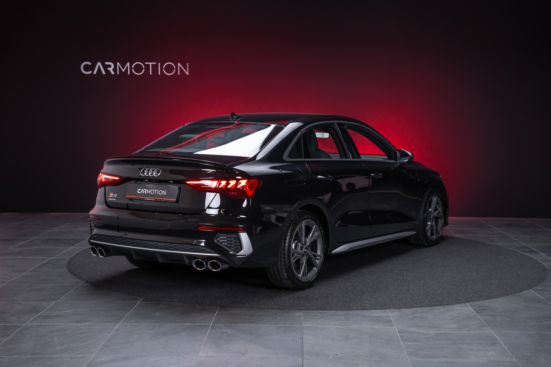 AUDI S3 Limousine 2.0 TFSI quattro S-Tronic / Rückfahrkamera / Ambientebeleuchtung / Tempomat-showroom-element-2