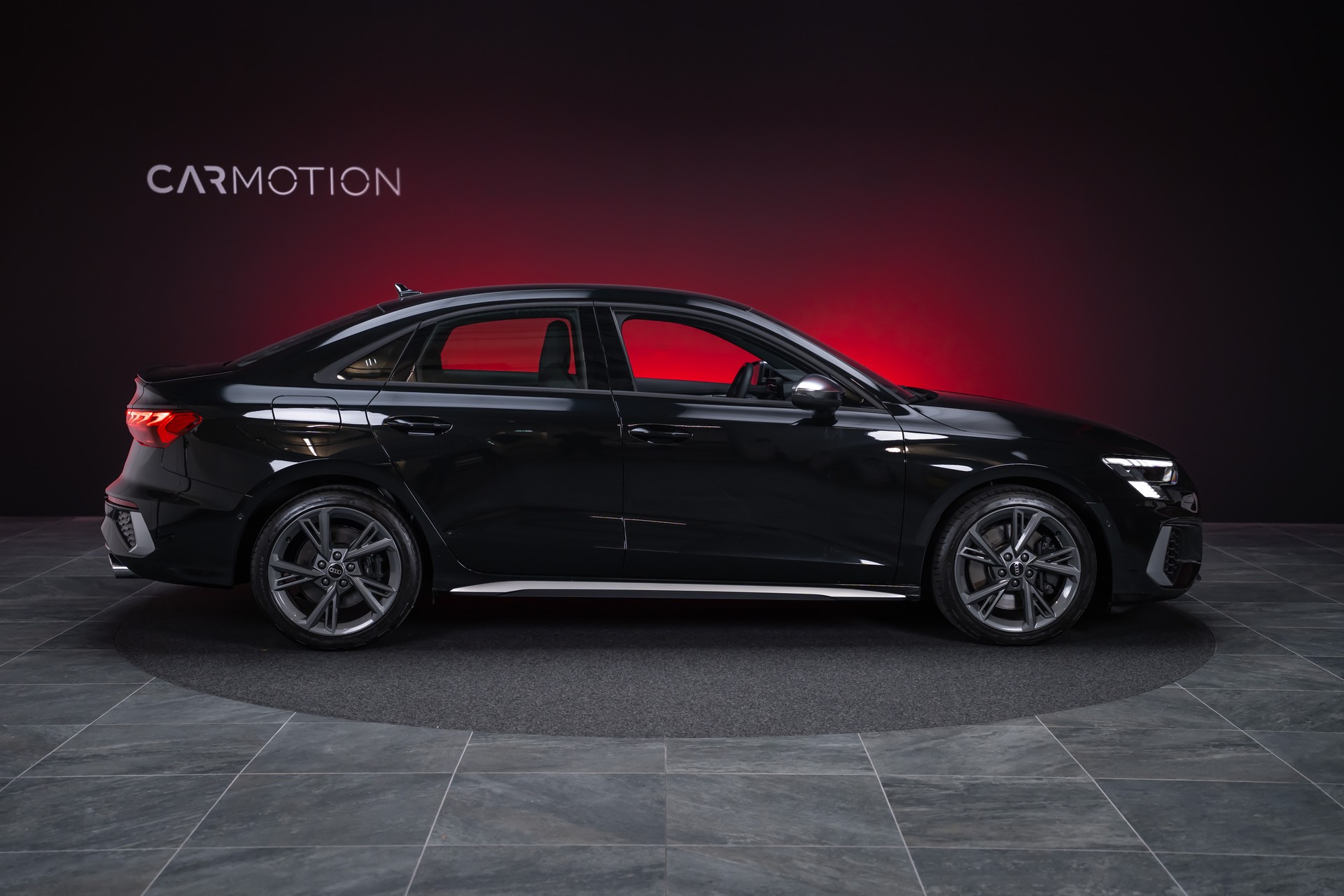 AUDI S3 Limousine 2.0 TFSI quattro S-Tronic / Rückfahrkamera / Ambientebeleuchtung / Tempomat-image-9