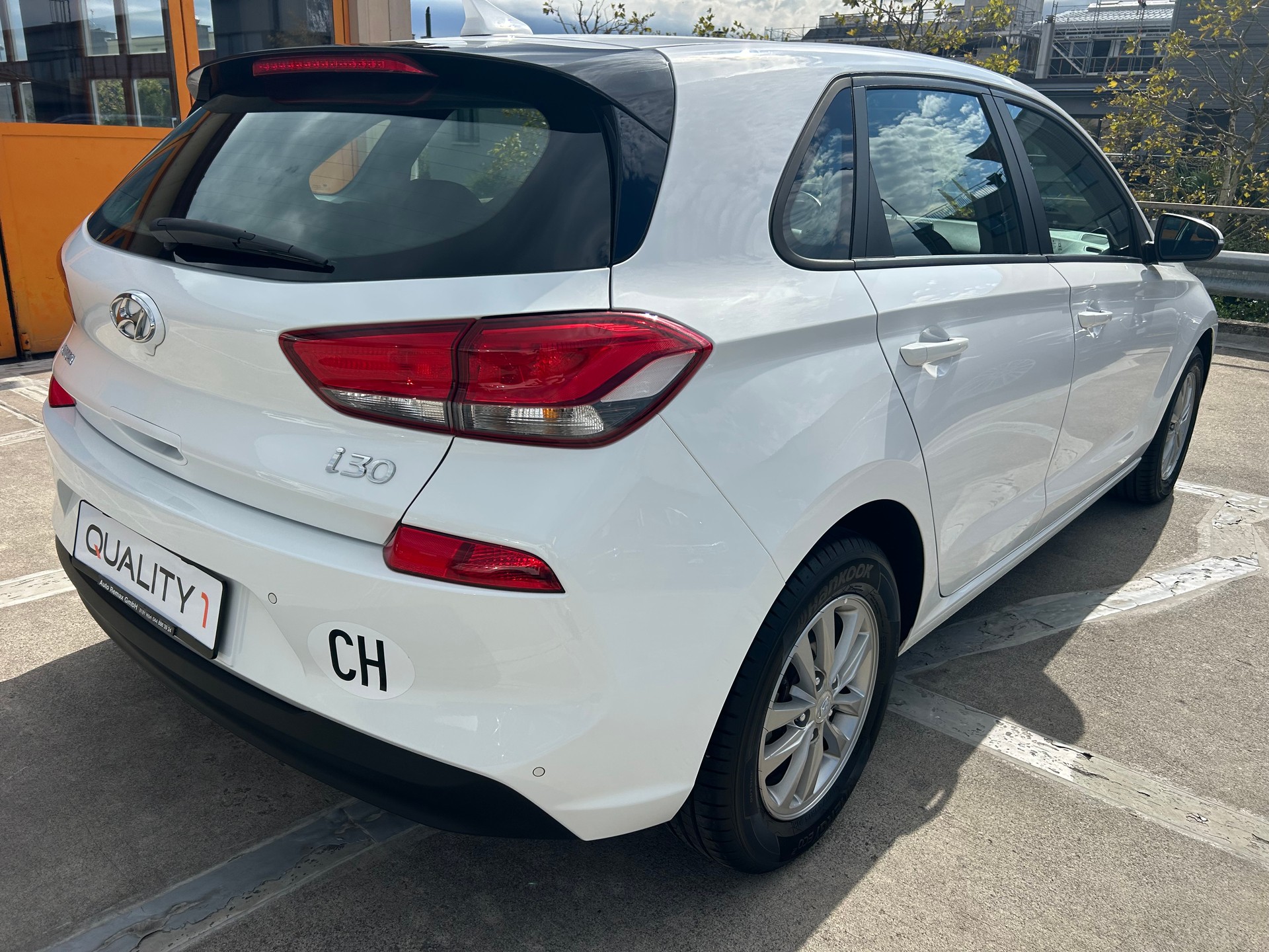 HYUNDAI i30 1.4 T-GDI Origo DCT-showroom-element-3