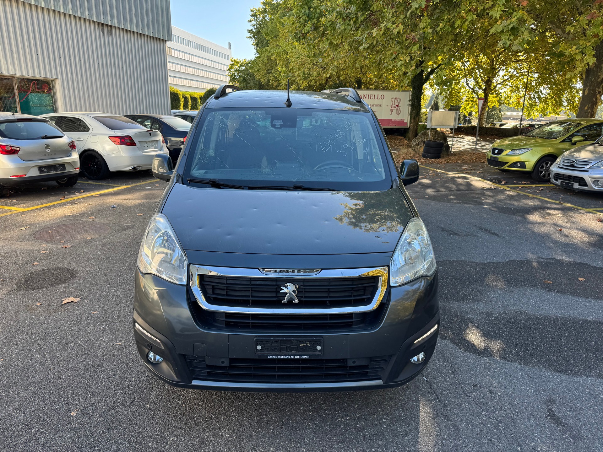 PEUGEOT Partner 1.2 PureTech Allure-showroom-element-2
