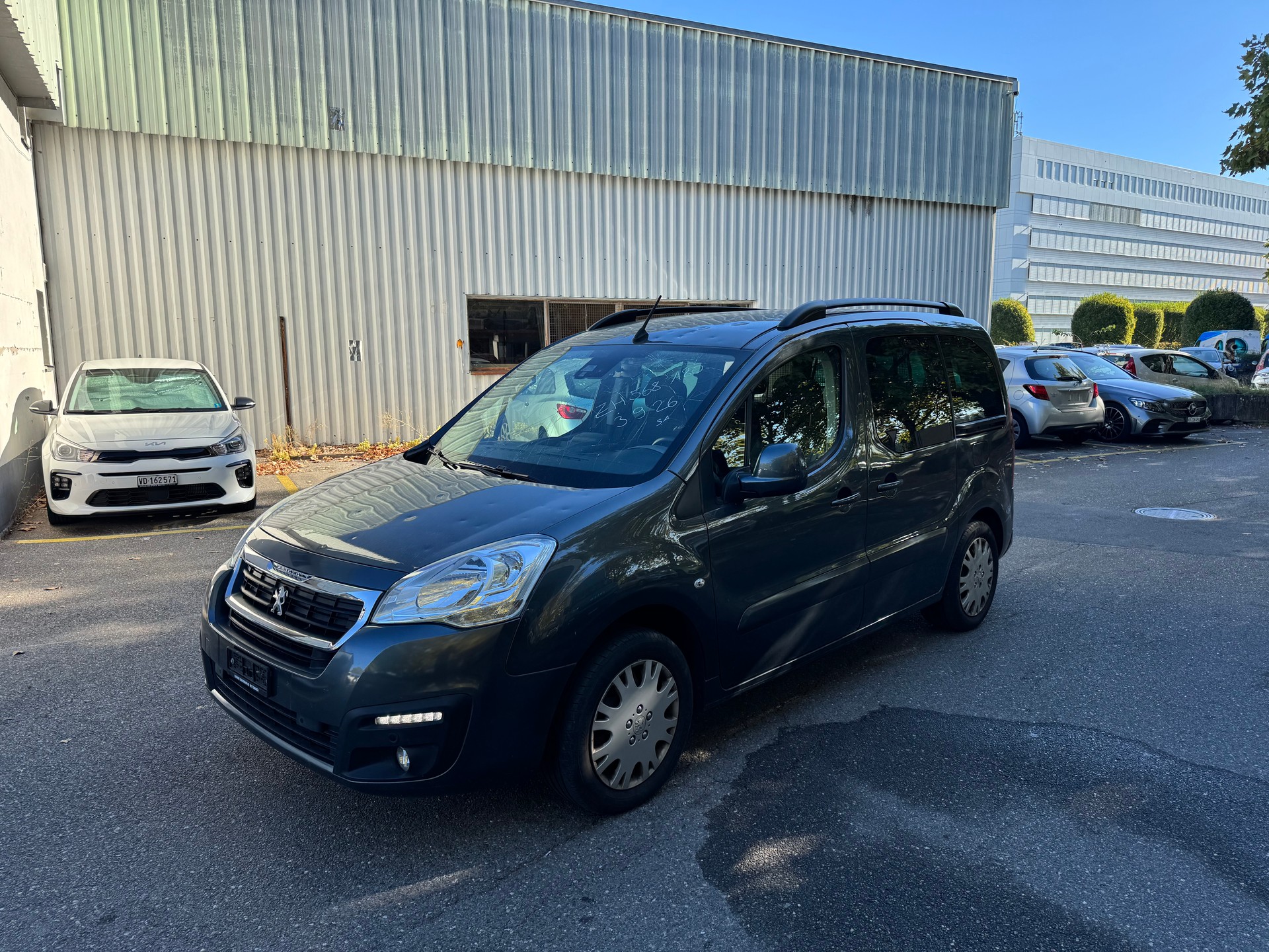 PEUGEOT Partner 1.2 PureTech Allure