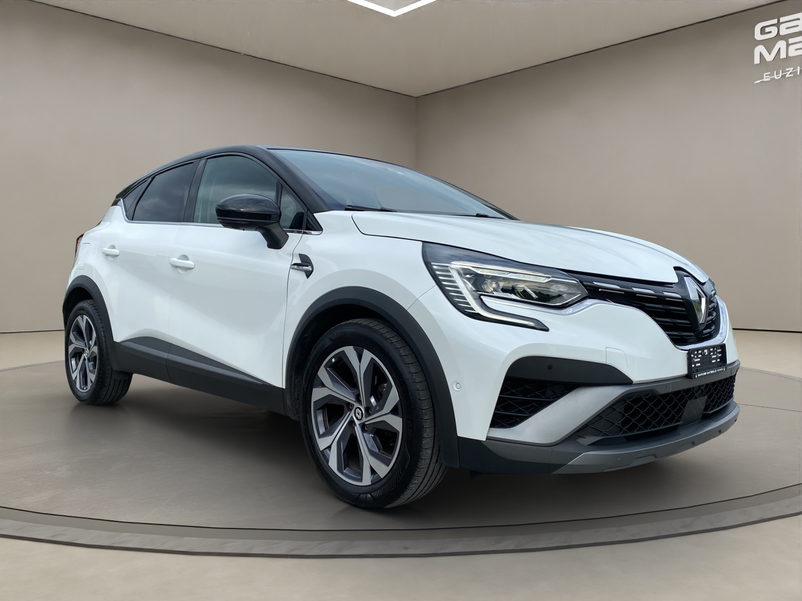 RENAULT Captur 1.3 TCe EDC R.S.Line-image-6