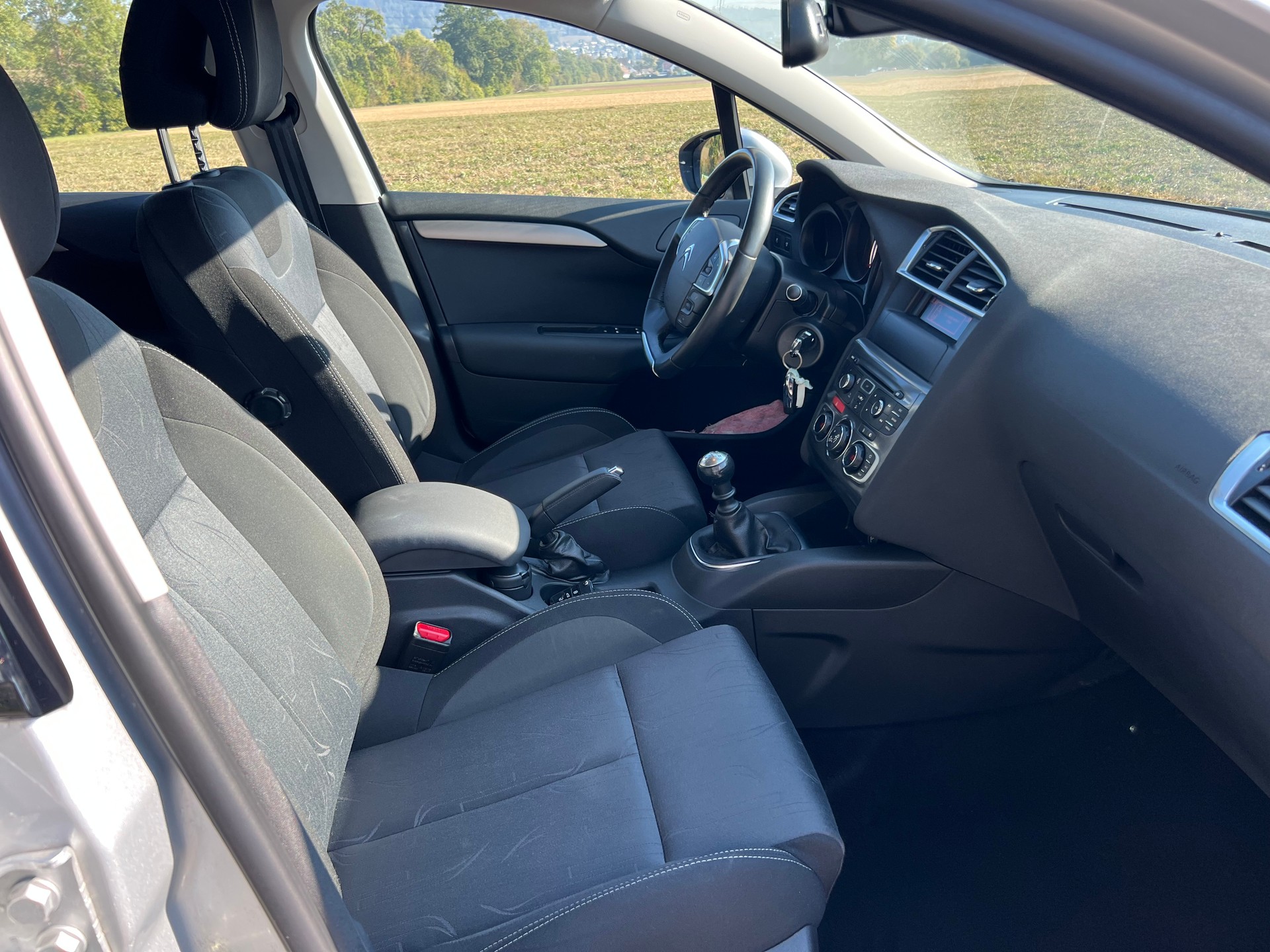 CITROEN C4 Berline 1.6 HDi Séduction-image-6