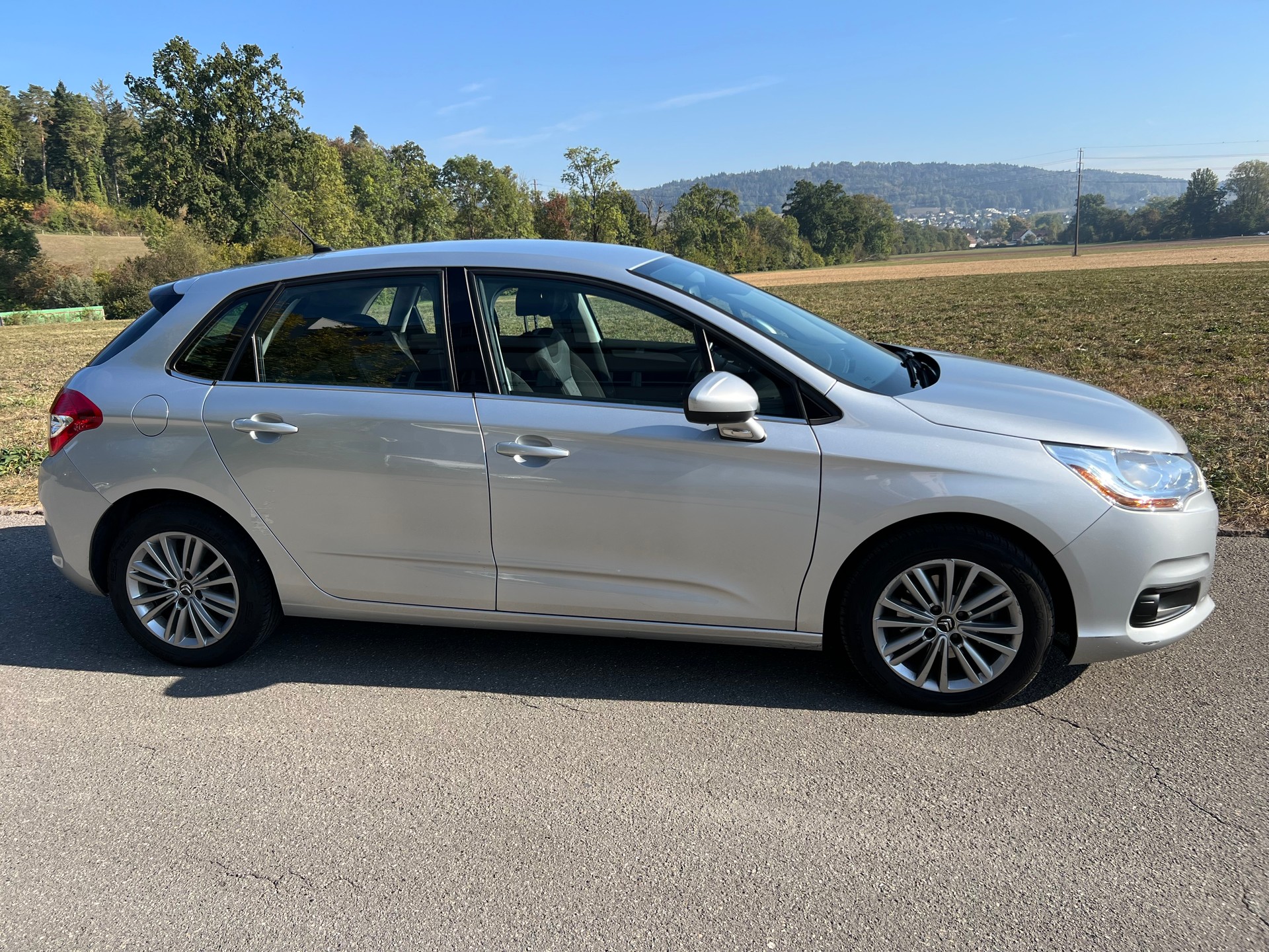 CITROEN C4 Berline 1.6 HDi Séduction-image-1
