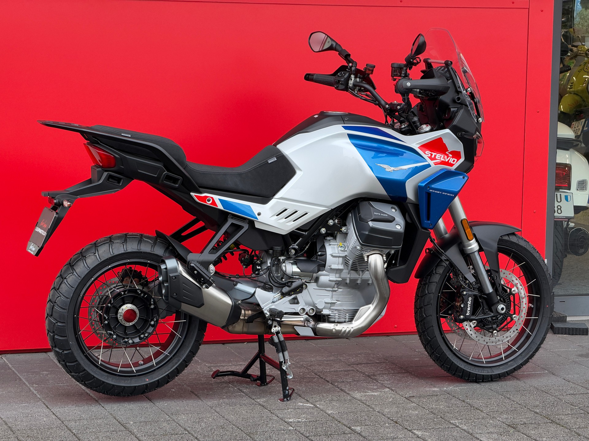 MOTO GUZZI Stelvio 1000 Ducento Tributo E5+-image-13