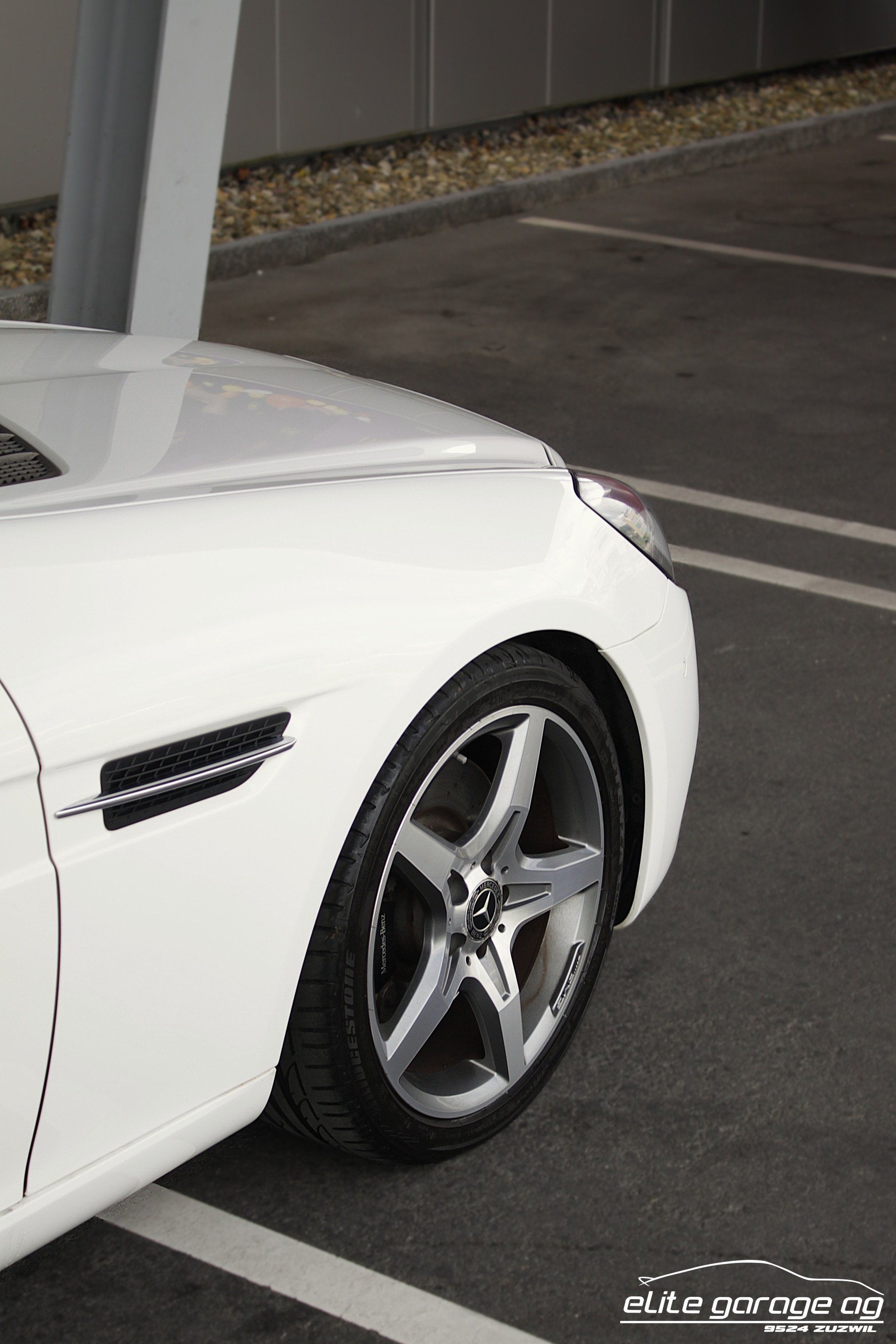 MERCEDES-BENZ SLC 300 AMG Line 9G-Tronic-image-10