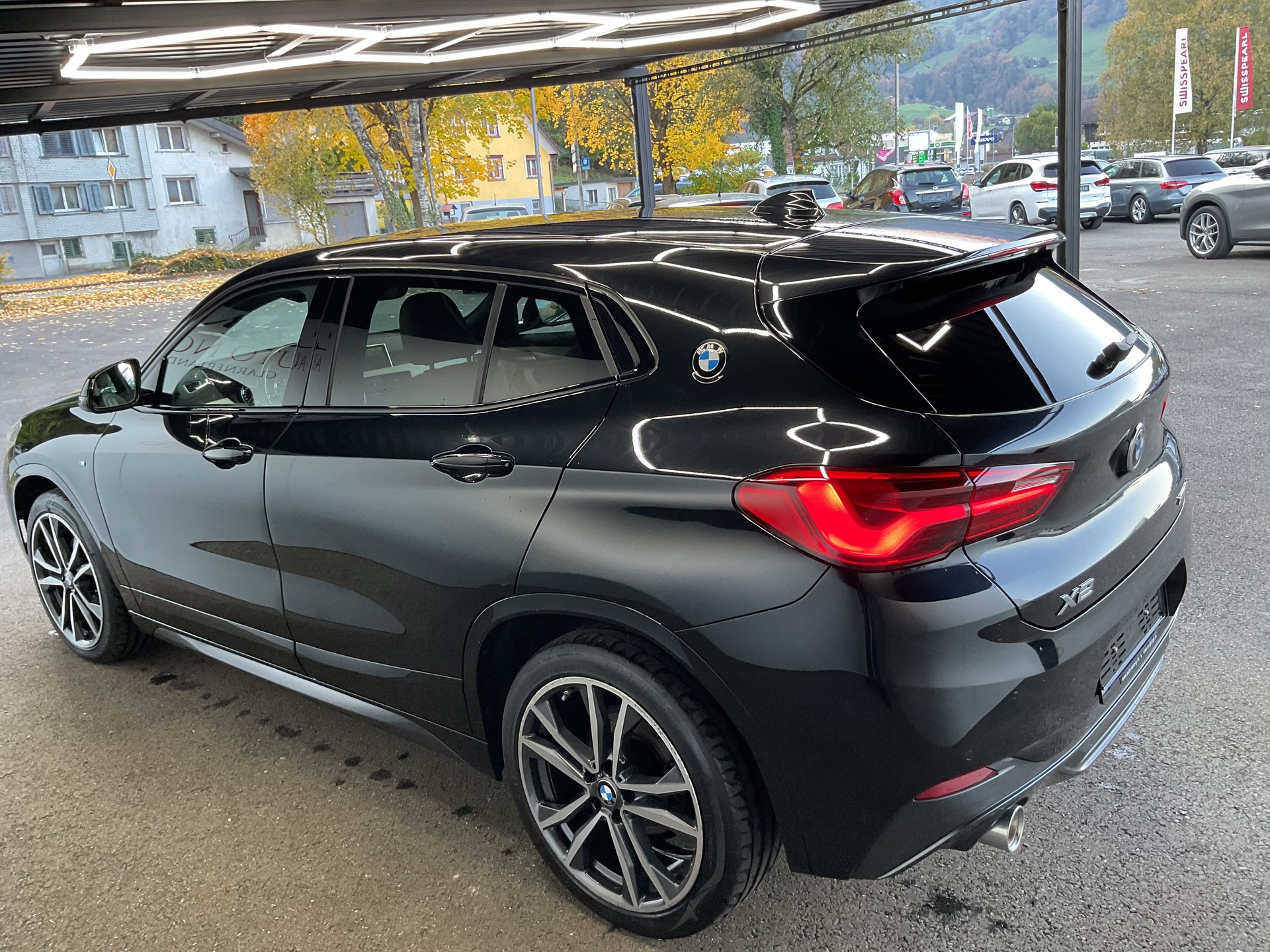 BMW X2 xDrive 18d M Sport-showroom-element-3
