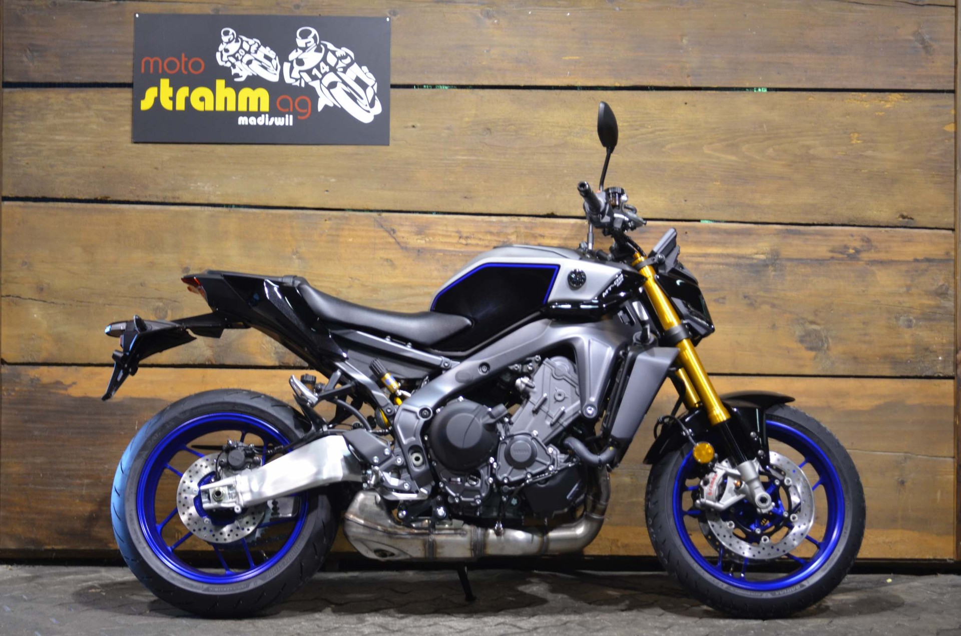 YAMAHA MT-09 SP ABS-image-1