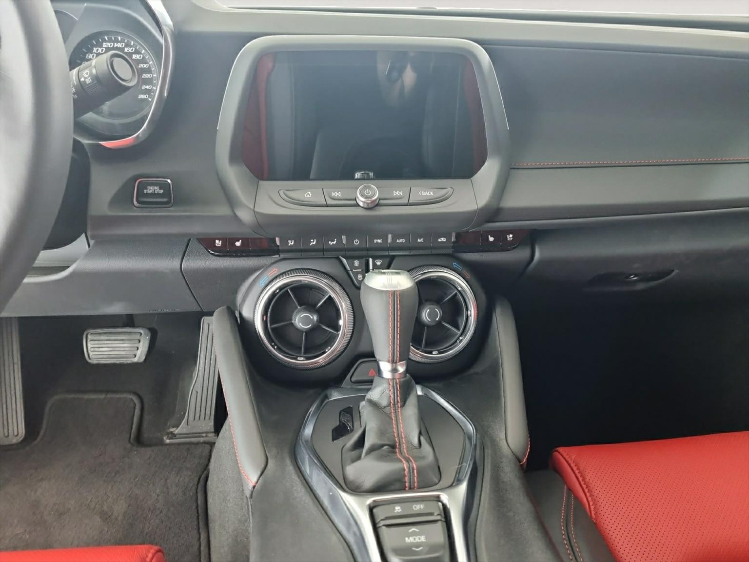 CHEVROLET Camaro 2.0L DI I4 Turbo 2LT Convertible-image-7
