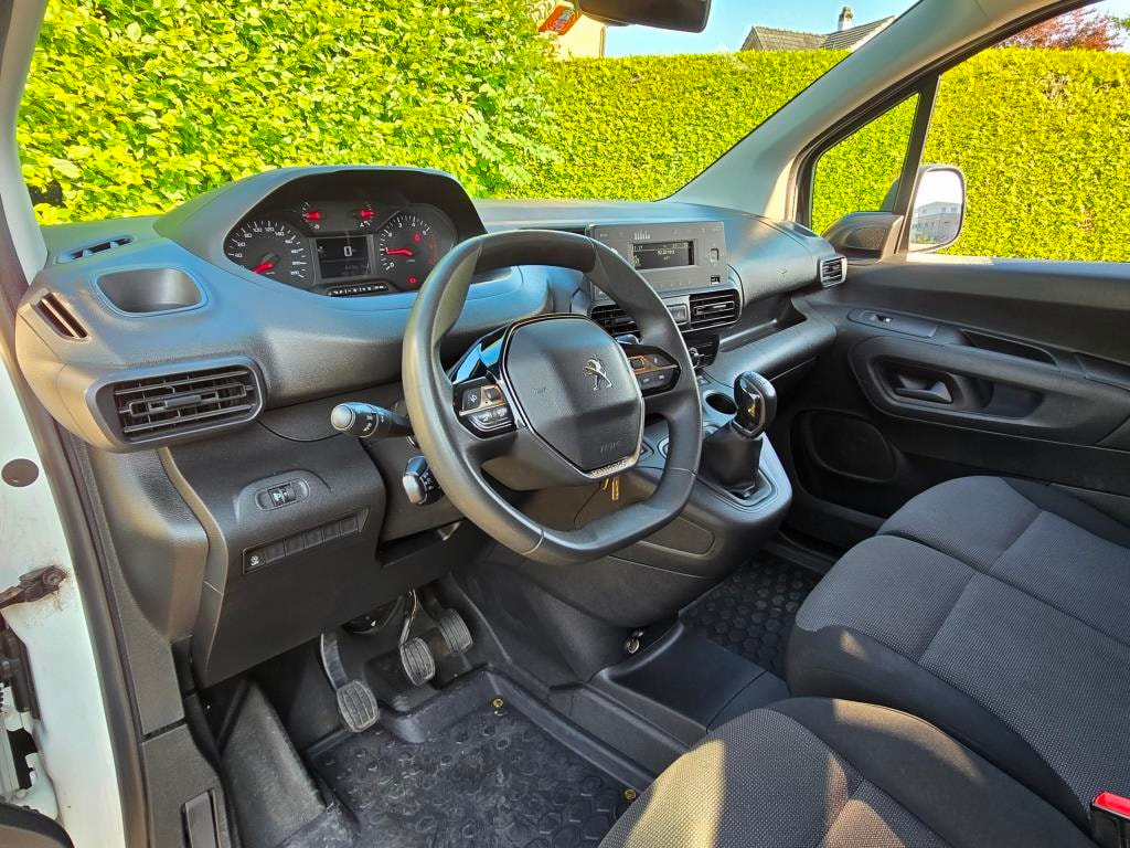 PEUGEOT Partner 1.6 Blue HDi s/s Grip Long 1000kg-image-13