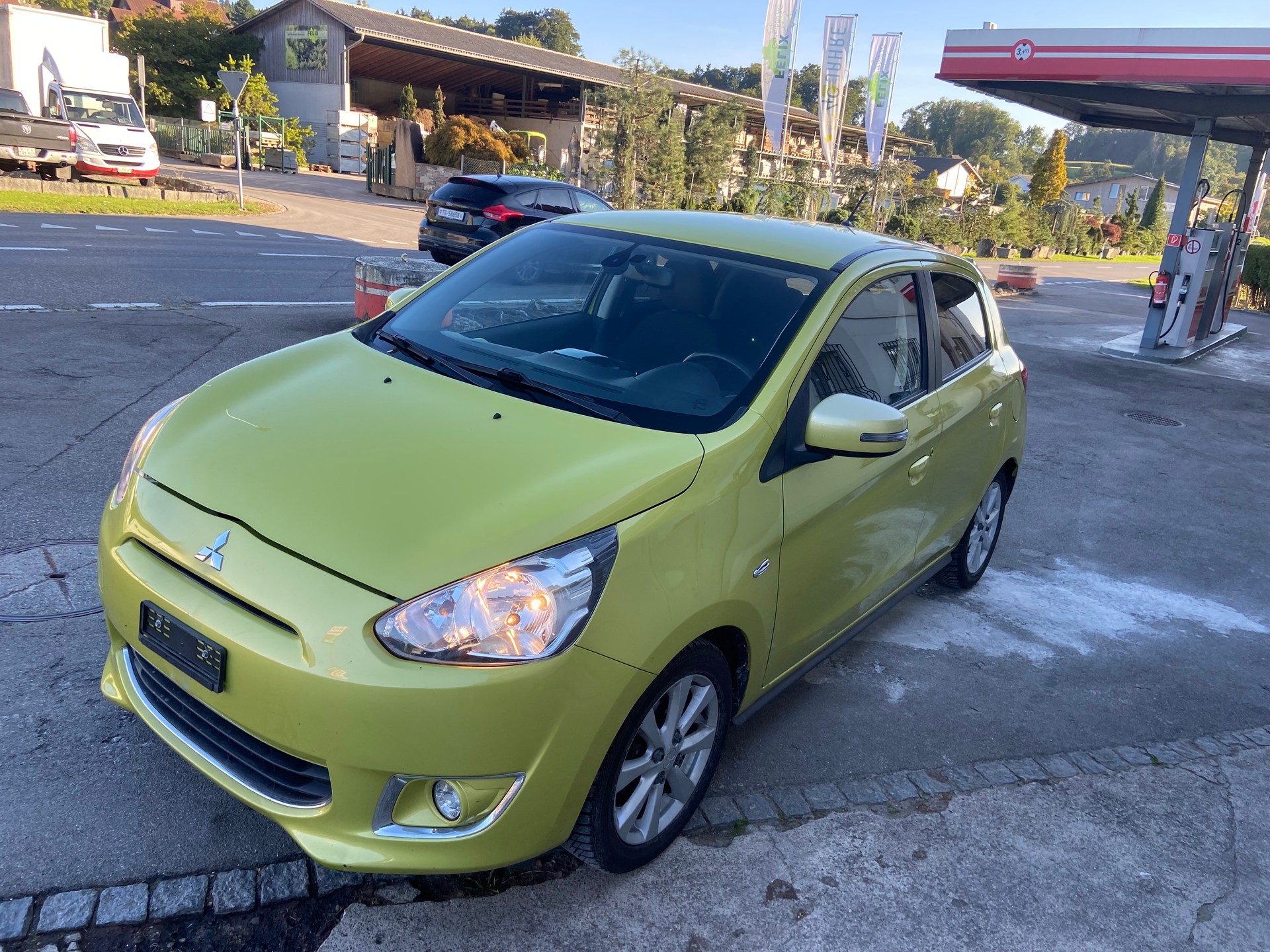 MITSUBISHI Space Star 1.2 Celebration 300K-image-3