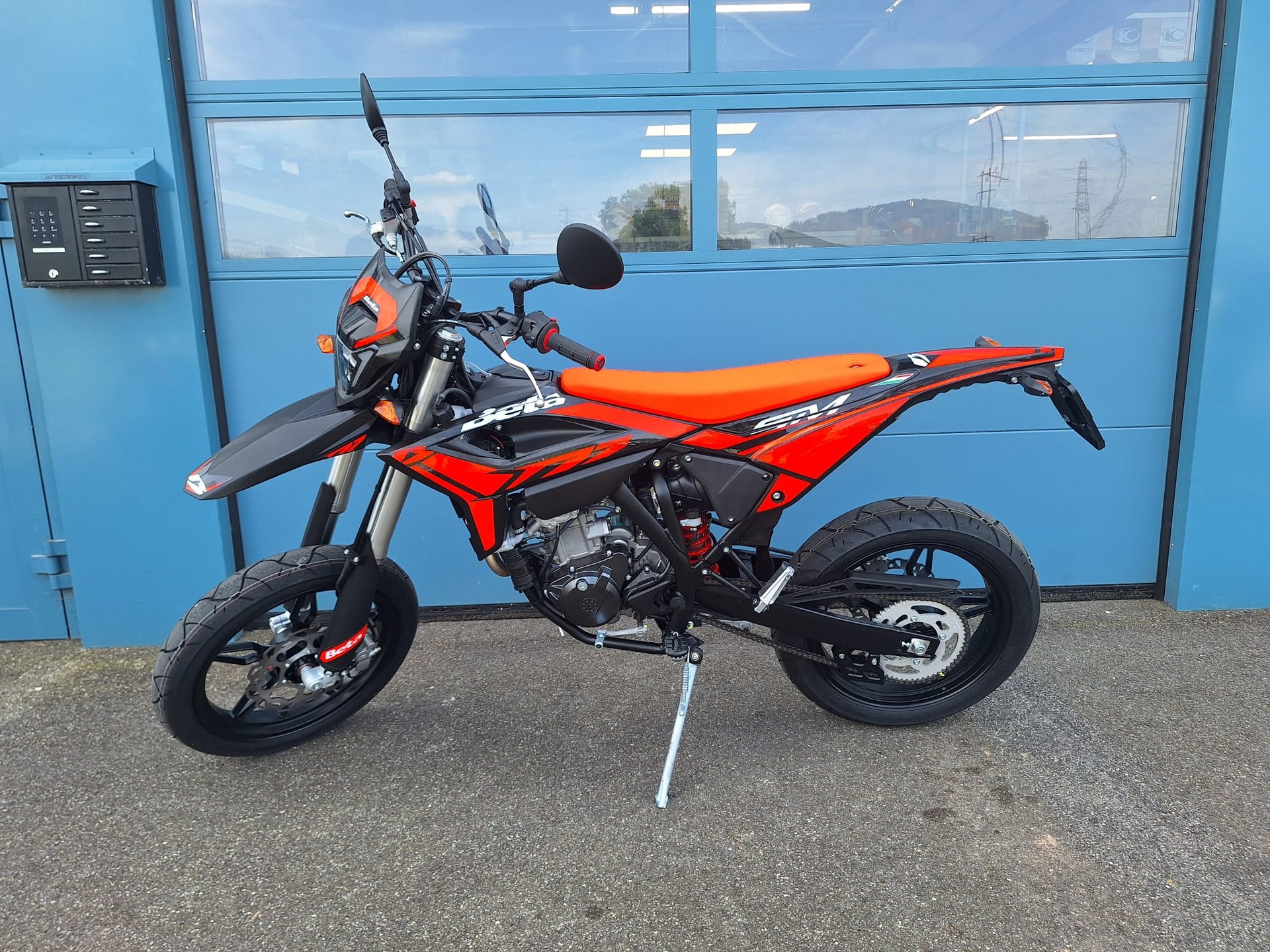 BETA RR 125-4T LC Motard-image-2