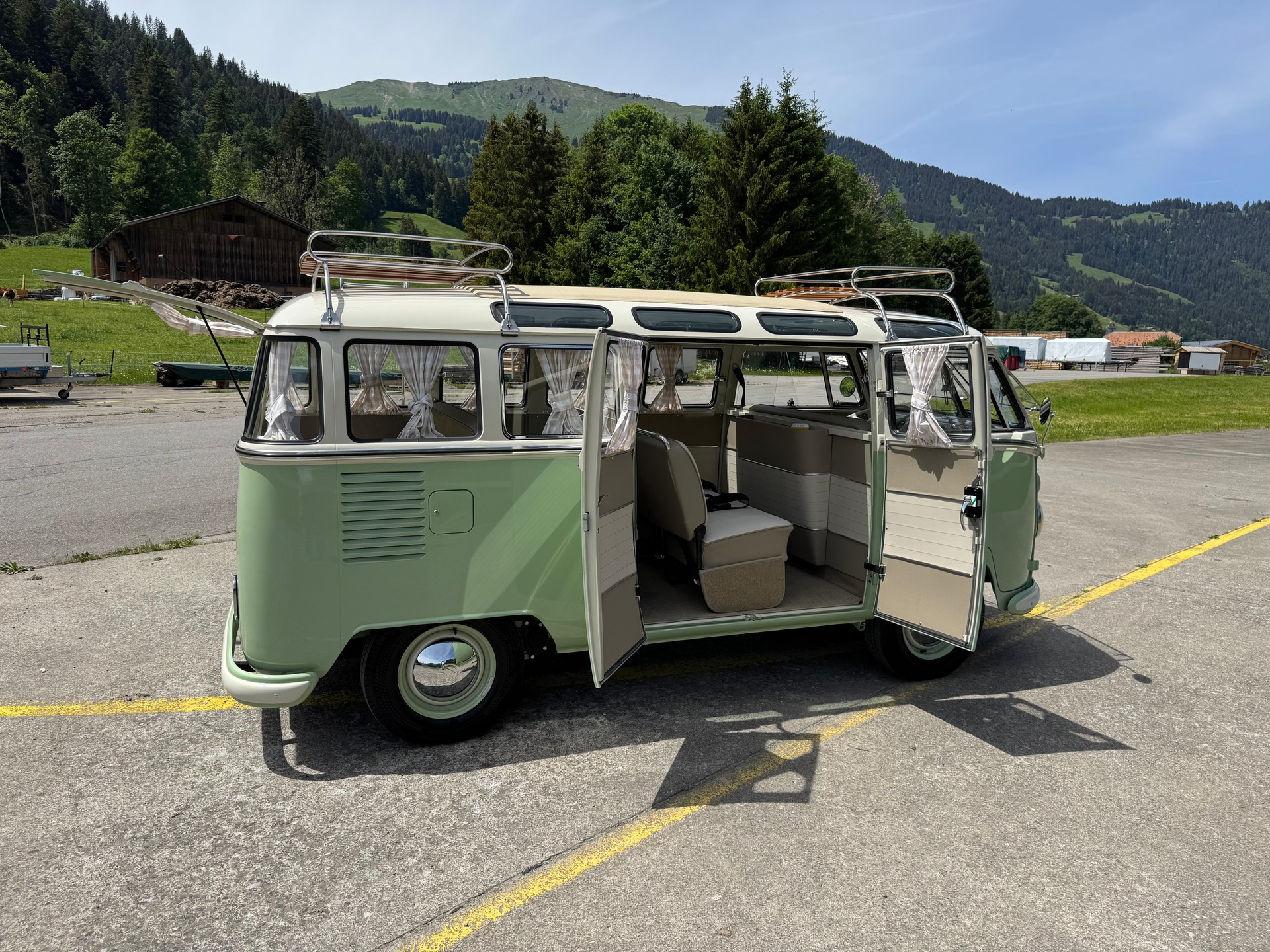 VW T1-image-12