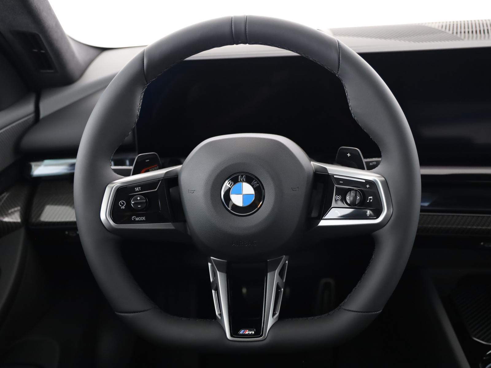 BMW 540 xDrive d 48V M Sport Pro Steptronic-image-15