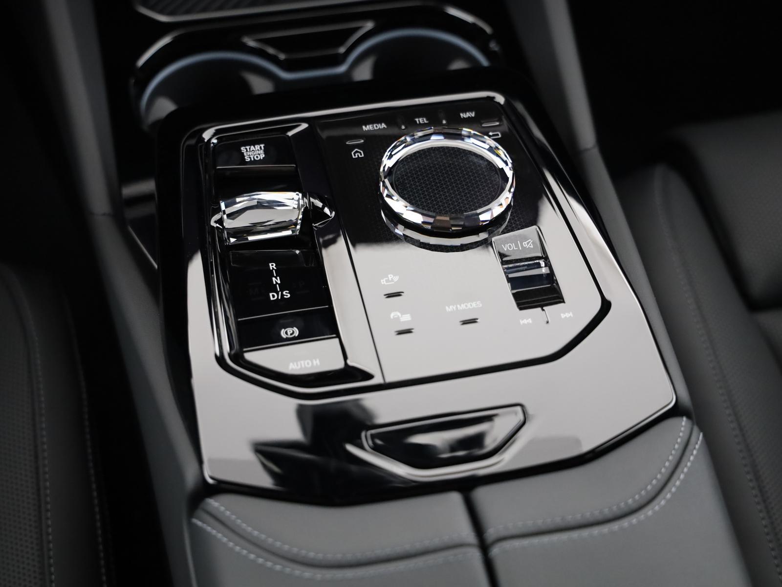 BMW 540 xDrive d 48V M Sport Pro Steptronic-image-14