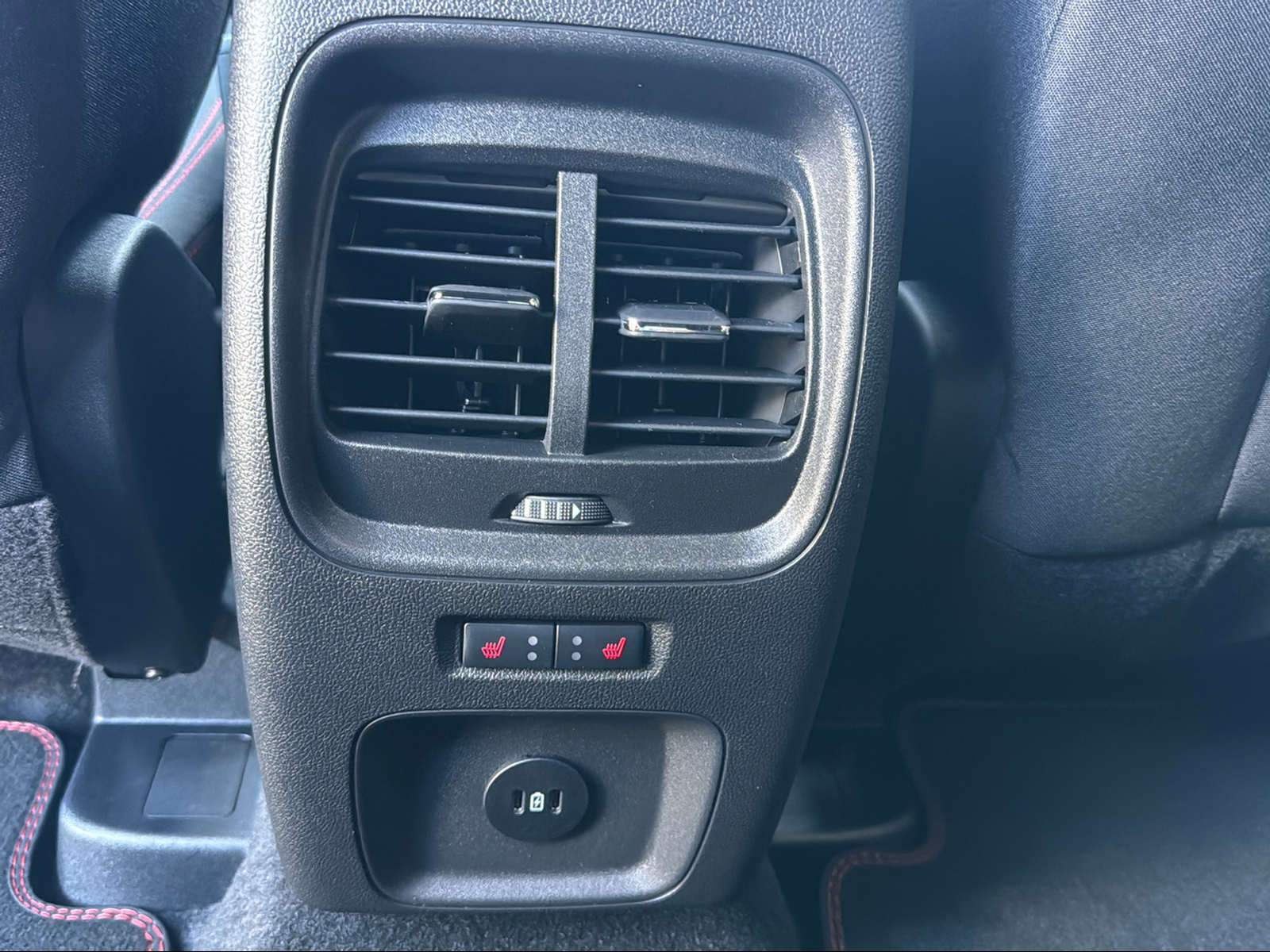 FORD Kuga 2.5 Hybrid ST-Line-image-13