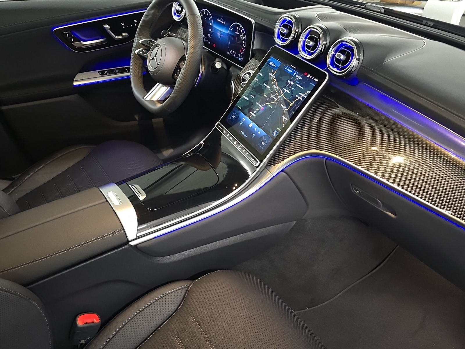 MERCEDES-BENZ GLC 300 e AMG Line 4Matic Coupé EQ Star-image-11