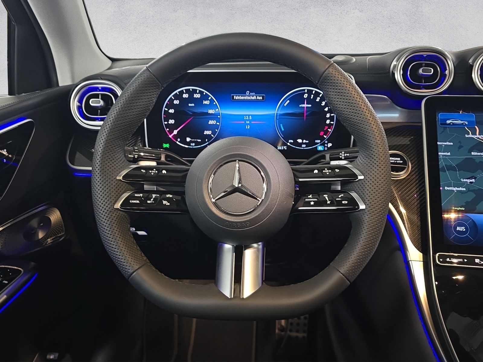 MERCEDES-BENZ GLC 300 e AMG Line 4Matic Coupé EQ Star-image-12