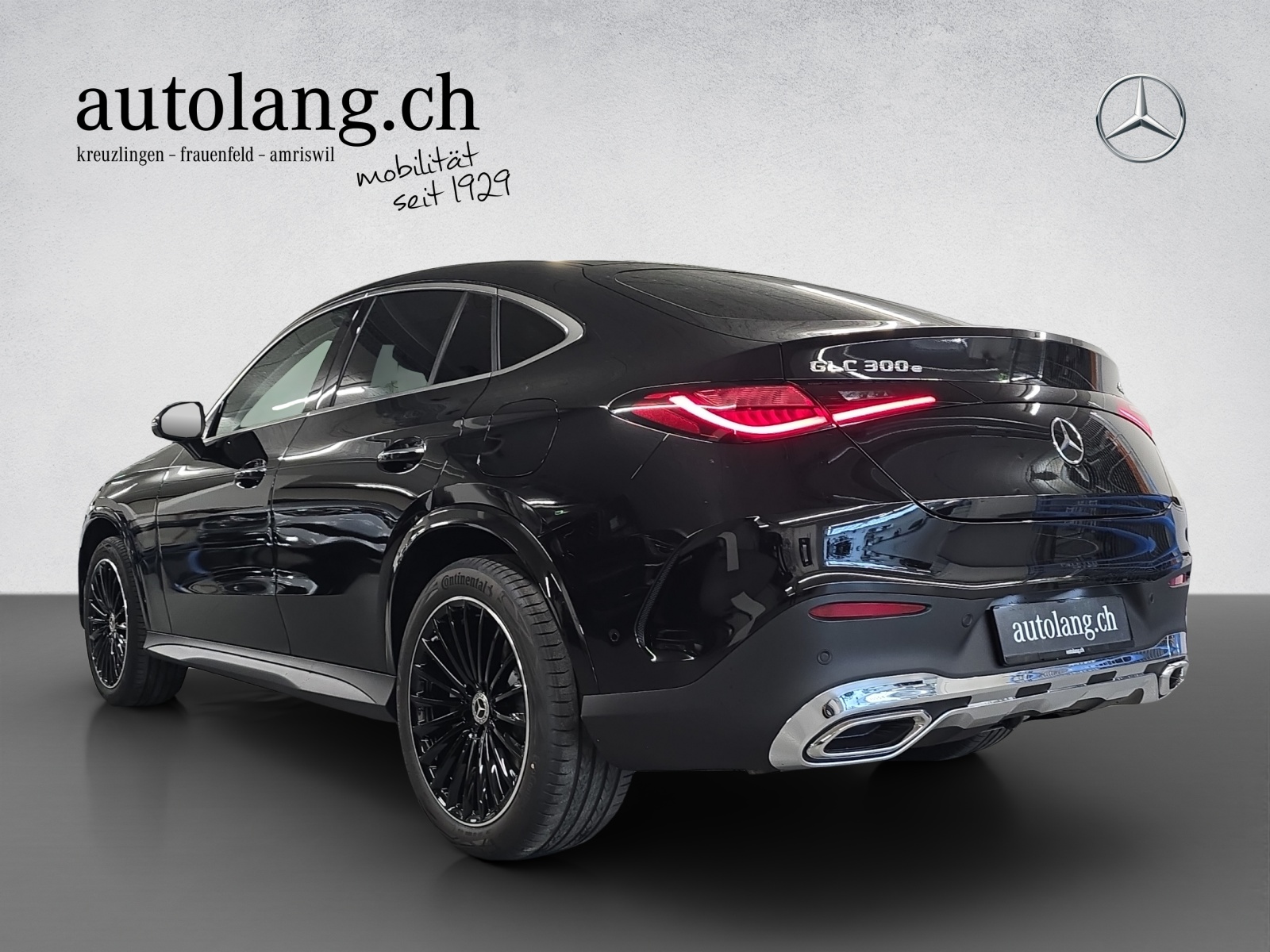 MERCEDES-BENZ GLC 300 e AMG Line 4Matic Coupé EQ Star-showroom-element-3