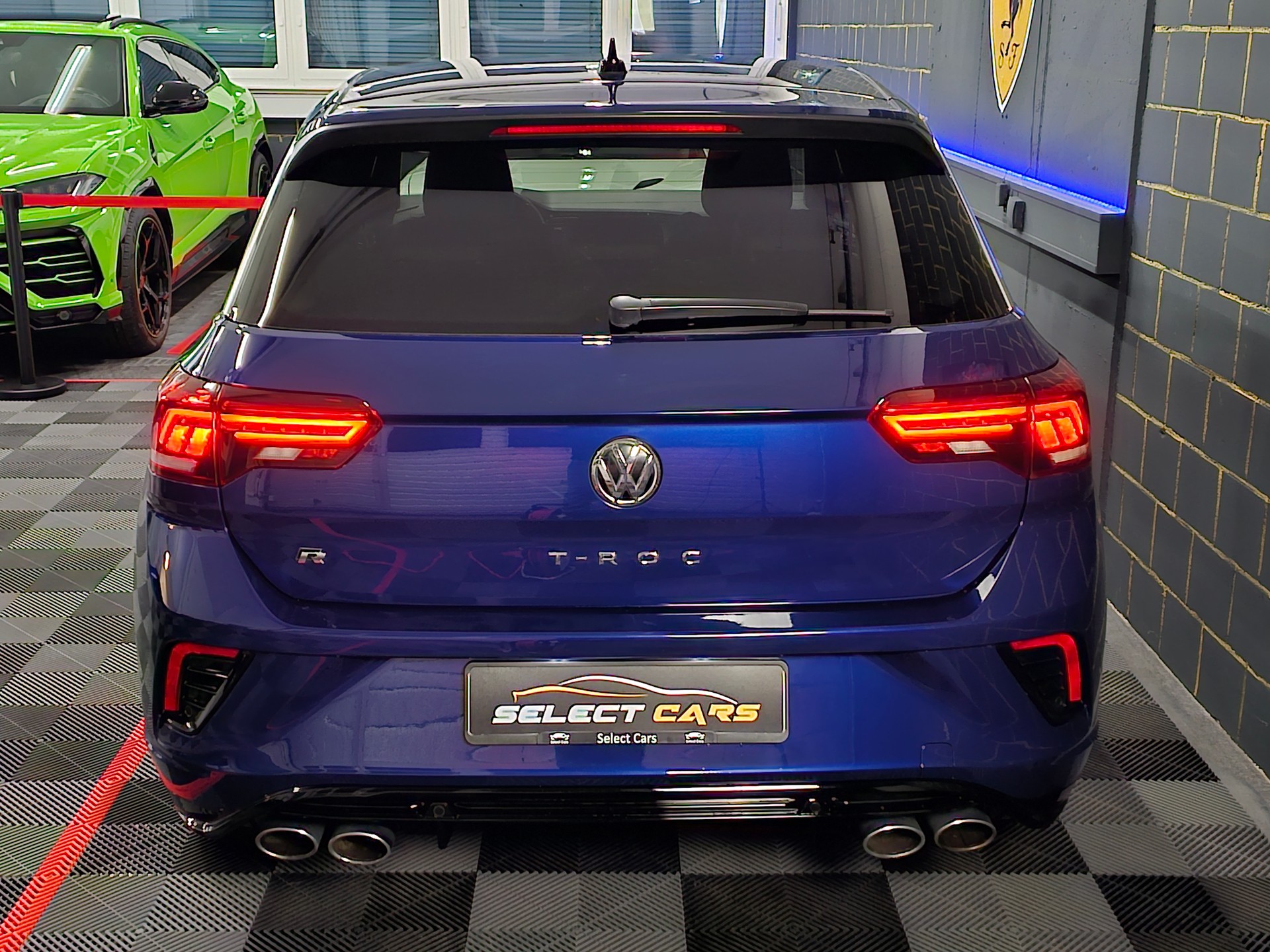VW T-Roc 2.0 TSI R DSG 4Motion-image-7