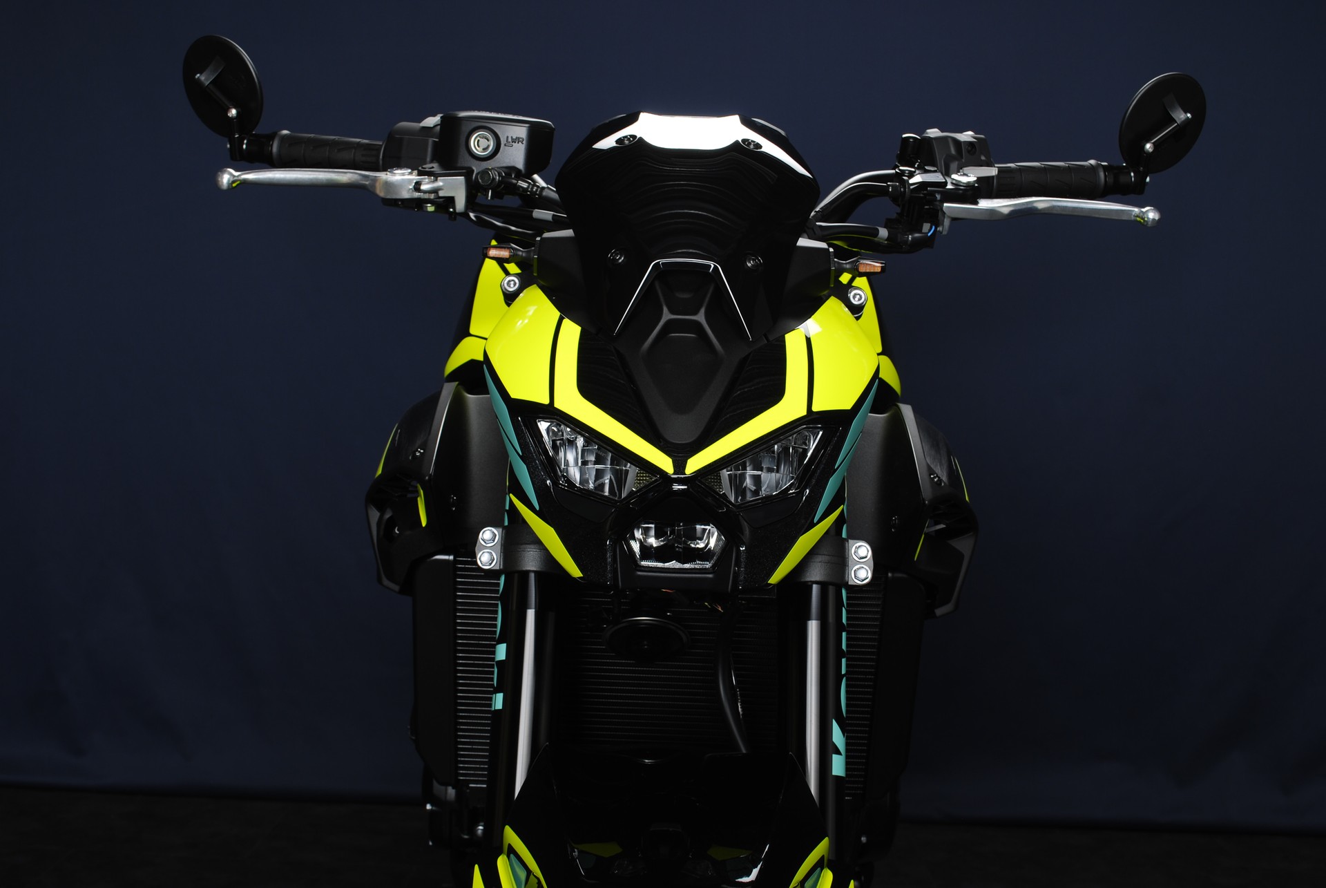 KAWASAKI Z 900 (35kW) -Teilfoliert-image-7