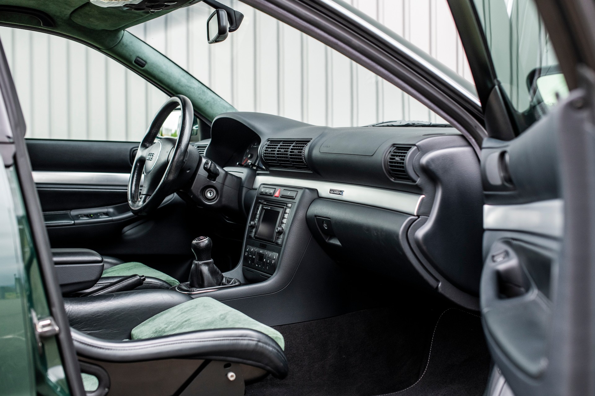AUDI RS4 Avant quattro-image-7
